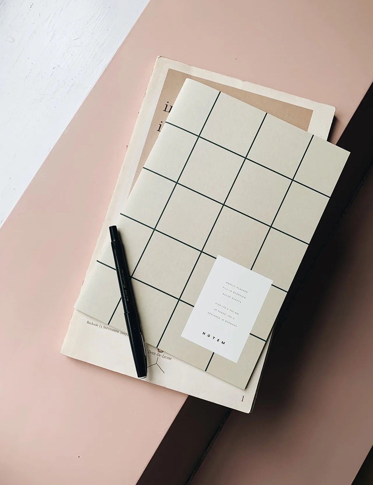 Notem studio, Uma Weekly Planner book, Light gray Notem studio