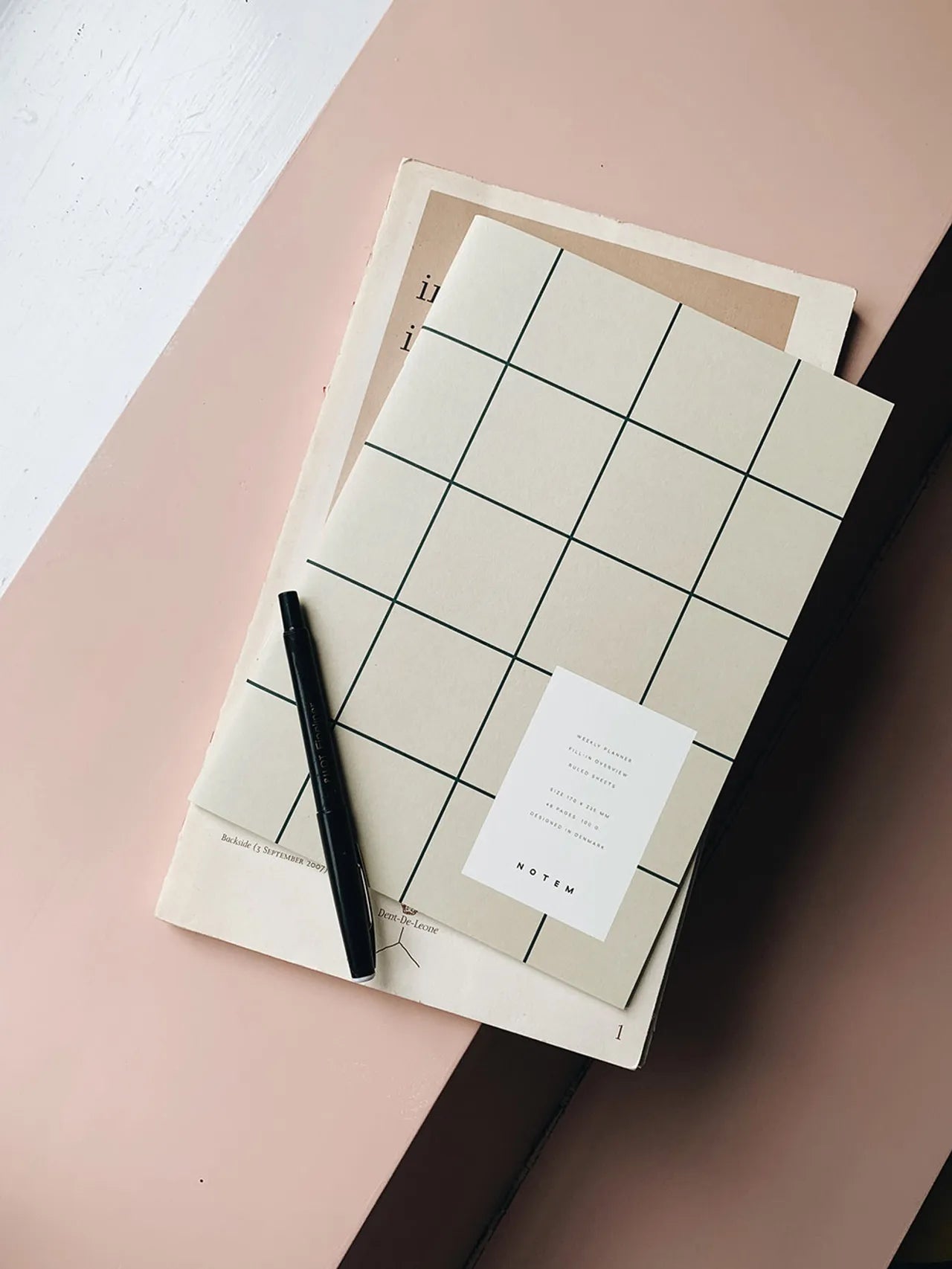 Notem studio, Uma Weekly Planner book, Light gray Notem studio