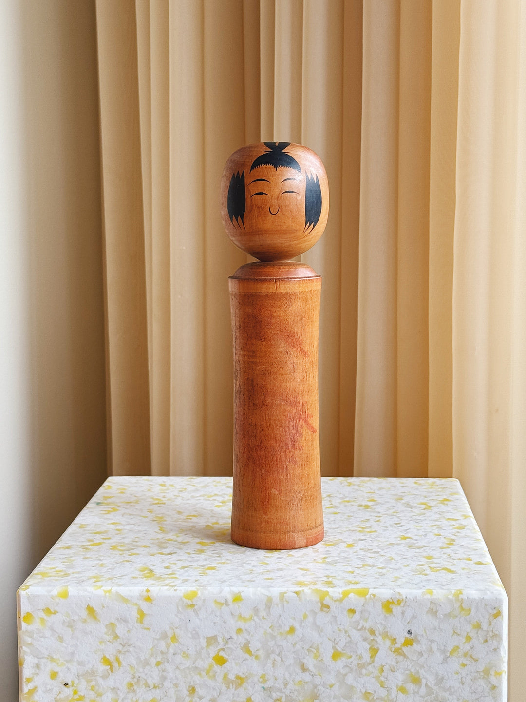 Vintage Kokeshi Dukke Nr. 197 fra Japan – Håndlavet | H27,5 cm Studio Hafnia