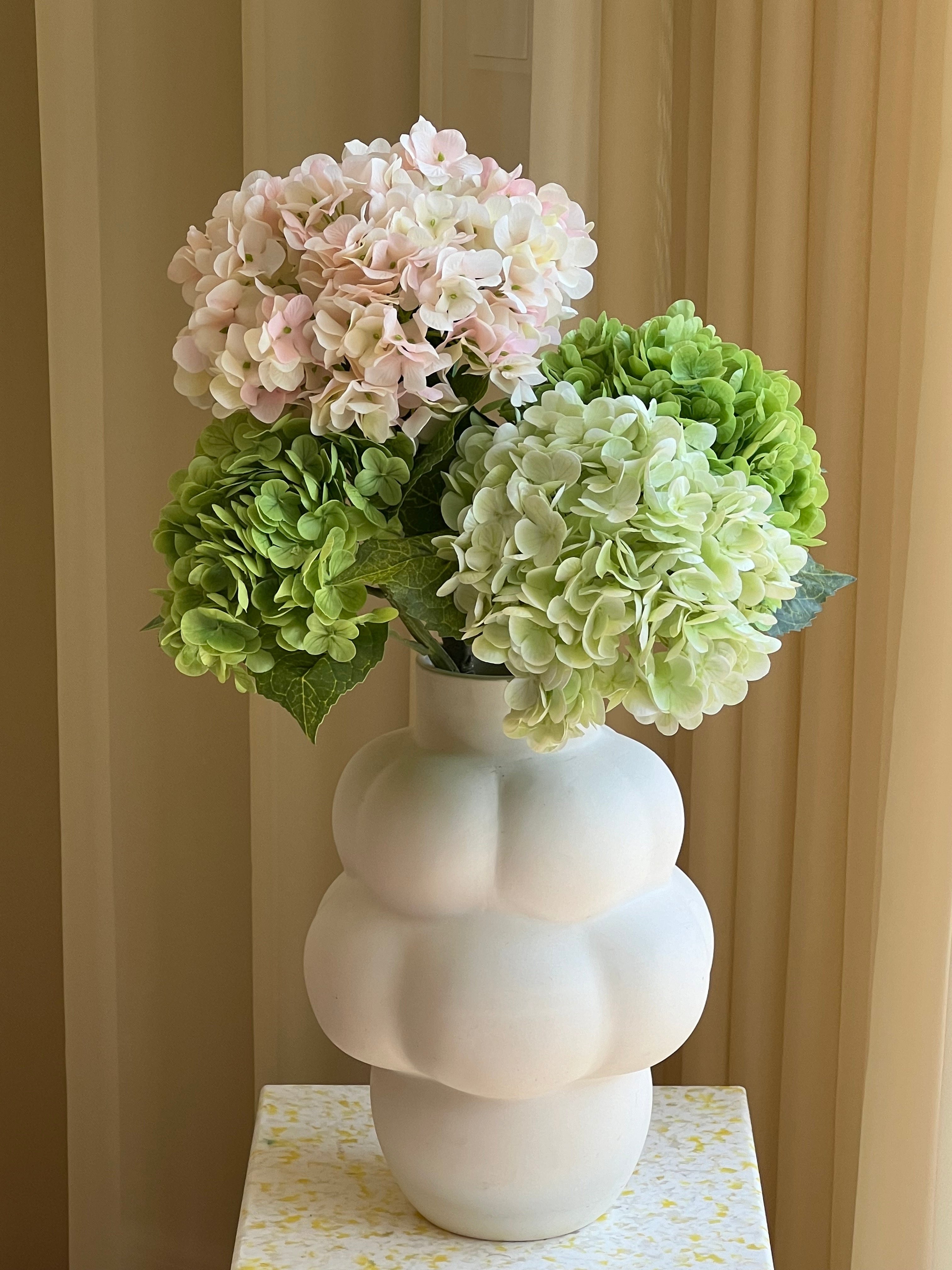 Delicate Hydrangea Harmony Bouquet STUDIO HAFNIA