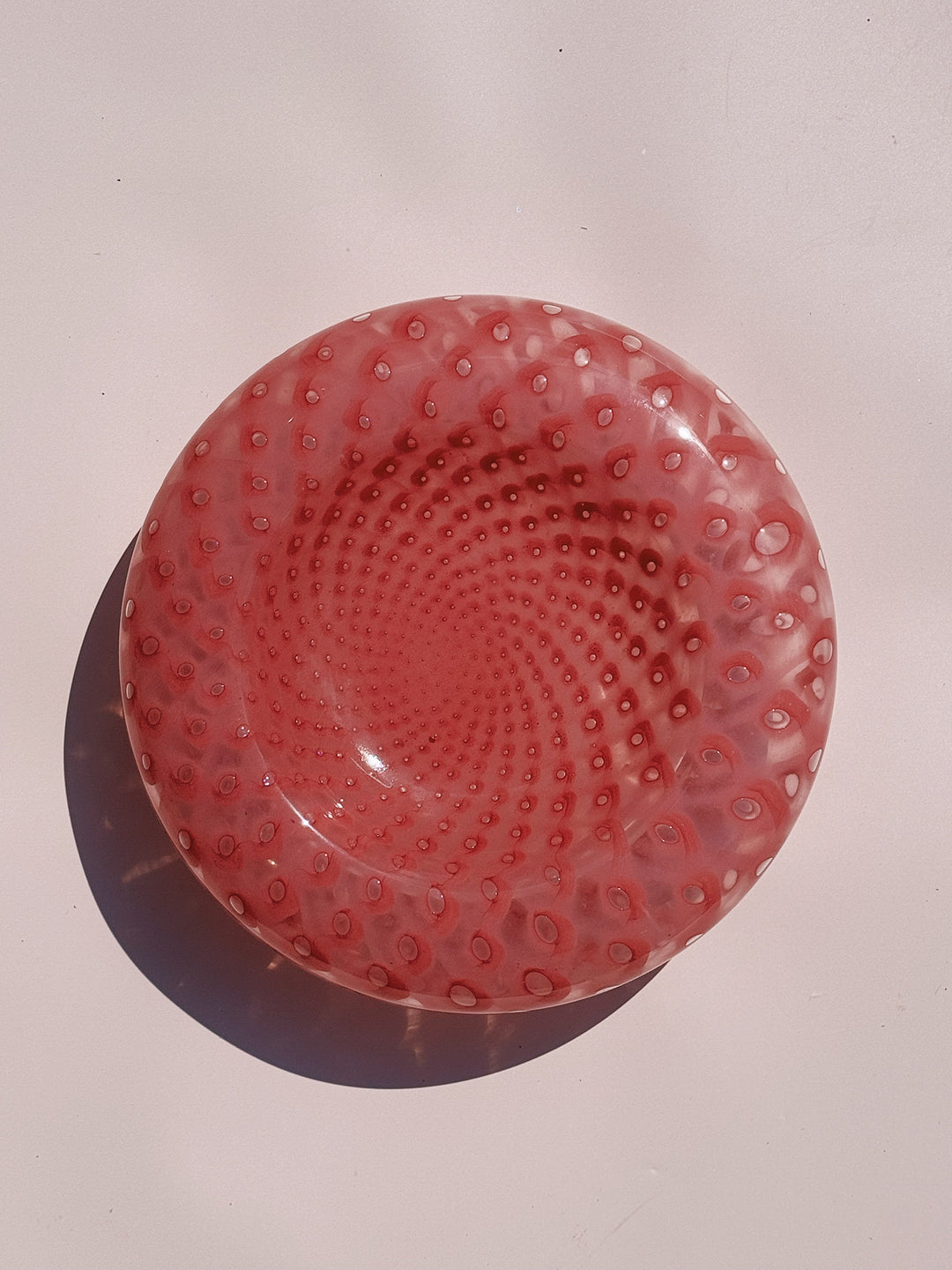 Vintage Murano Skål i Pink med Optiske Mønstre | D24 cm Studio Hafnia