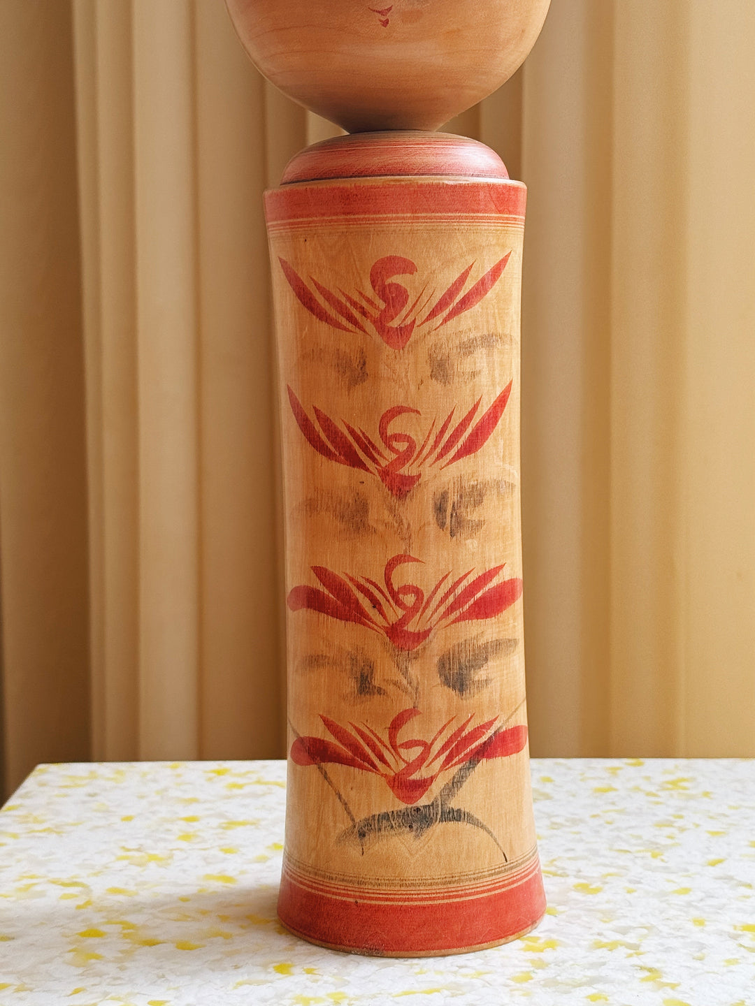 Vintage Kokeshi Dukke Nr. 217 fra Japan – Håndlavet | H33,5 cm Studio Hafnia
