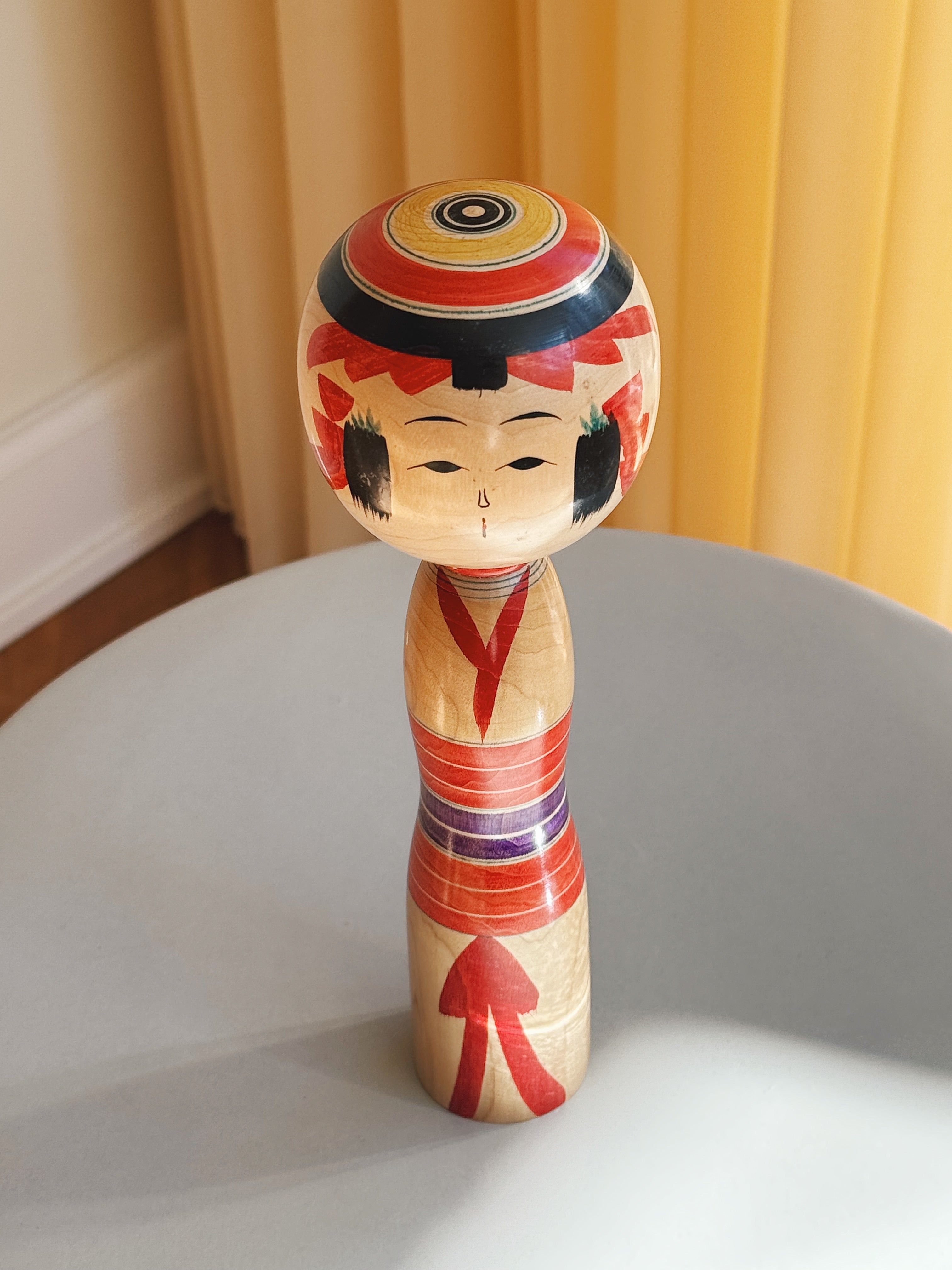 Vintage Kokeshi Dukke Nr. 227 fra Japan – Håndlavet | H 24,5 cm Studio Hafnia