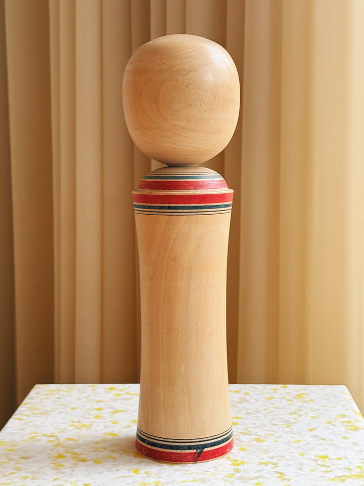 Vintage Kokeshi Dukke Nr. 219 fra Japan – Håndlavet | H30,5 cm Studio Hafnia