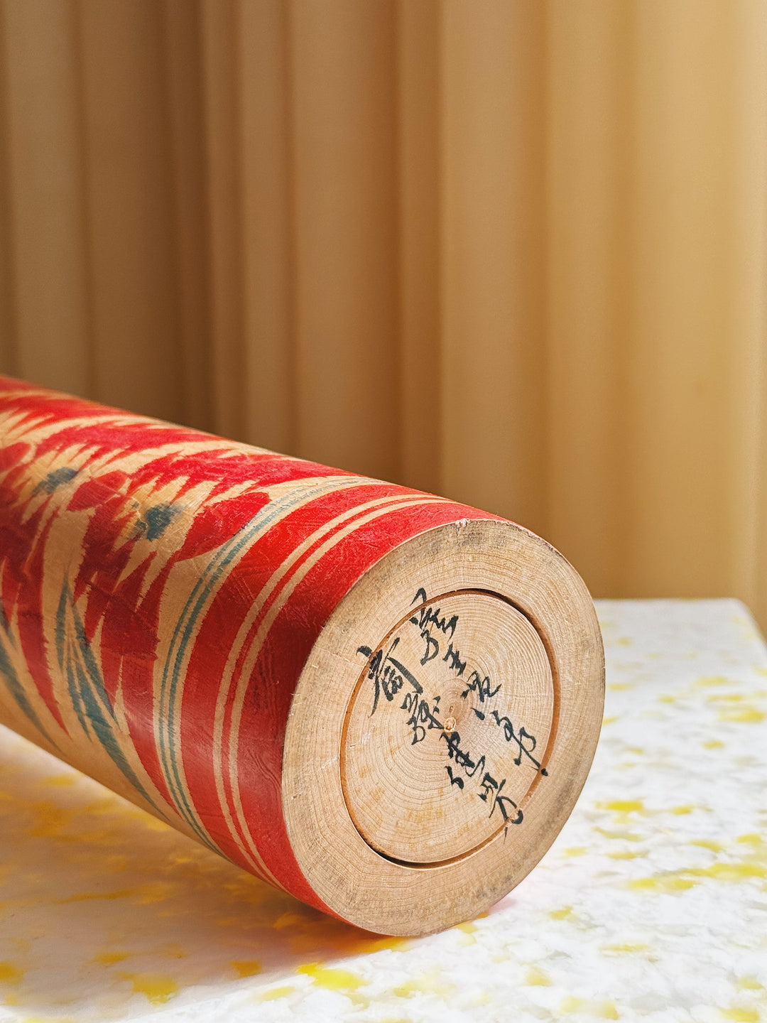 Vintage Kokeshi Dukke Nr. 215 fra Japan – Håndlavet | H36 cm Studio Hafnia