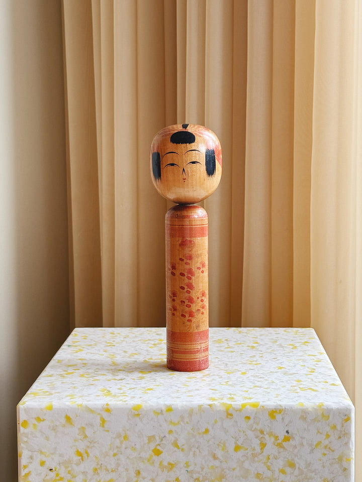 Vintage Kokeshi Dukke Nr. 194 fra Japan – Håndlavet | H25 cm Studio Hafnia