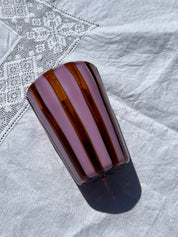 Håndblæst Murano Glas i Gio Ponti Stil med Karamelfarvede og Ametyst Striber Murano