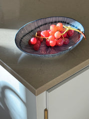 Japansk Oval Blåstribet Fad/Dyb Tallerken med Julienne Mønster | 22 cm Studio Hafnia