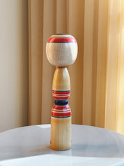 Vintage Kokeshi Dukke Nr. 222 fra Japan – Håndlavet | H 25,5 cm Studio Hafnia