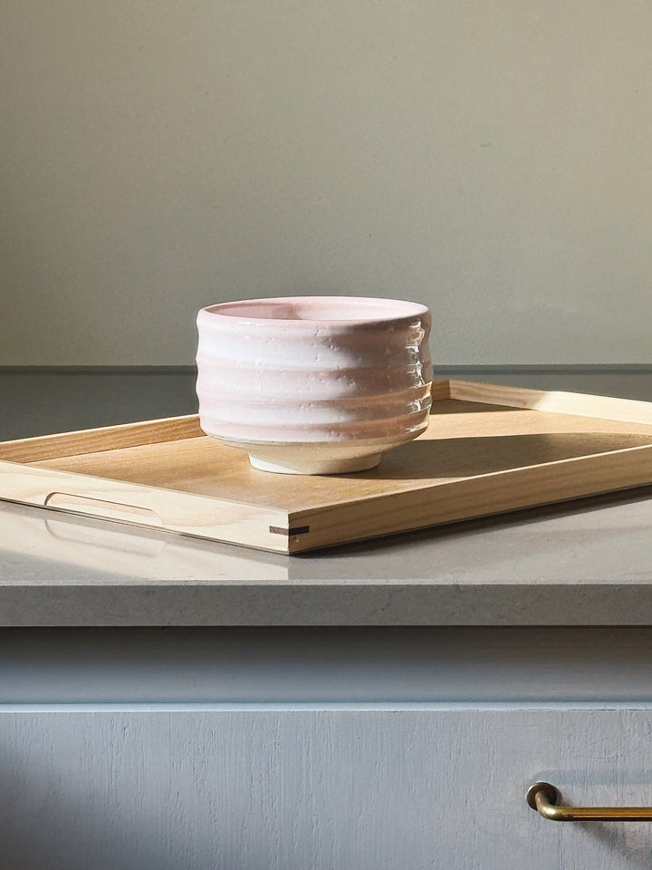 Matchaskål i Rosa Keramik | Mino Ware fra Japan – Ø 11 cm Studio Hafnia