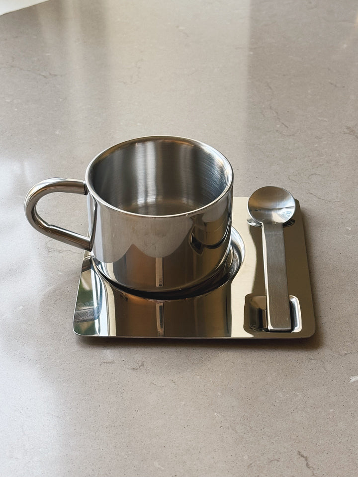 Kaffekop i Rustfrit Stål med Underkop og Ske | 150 ml Studio Hafnia