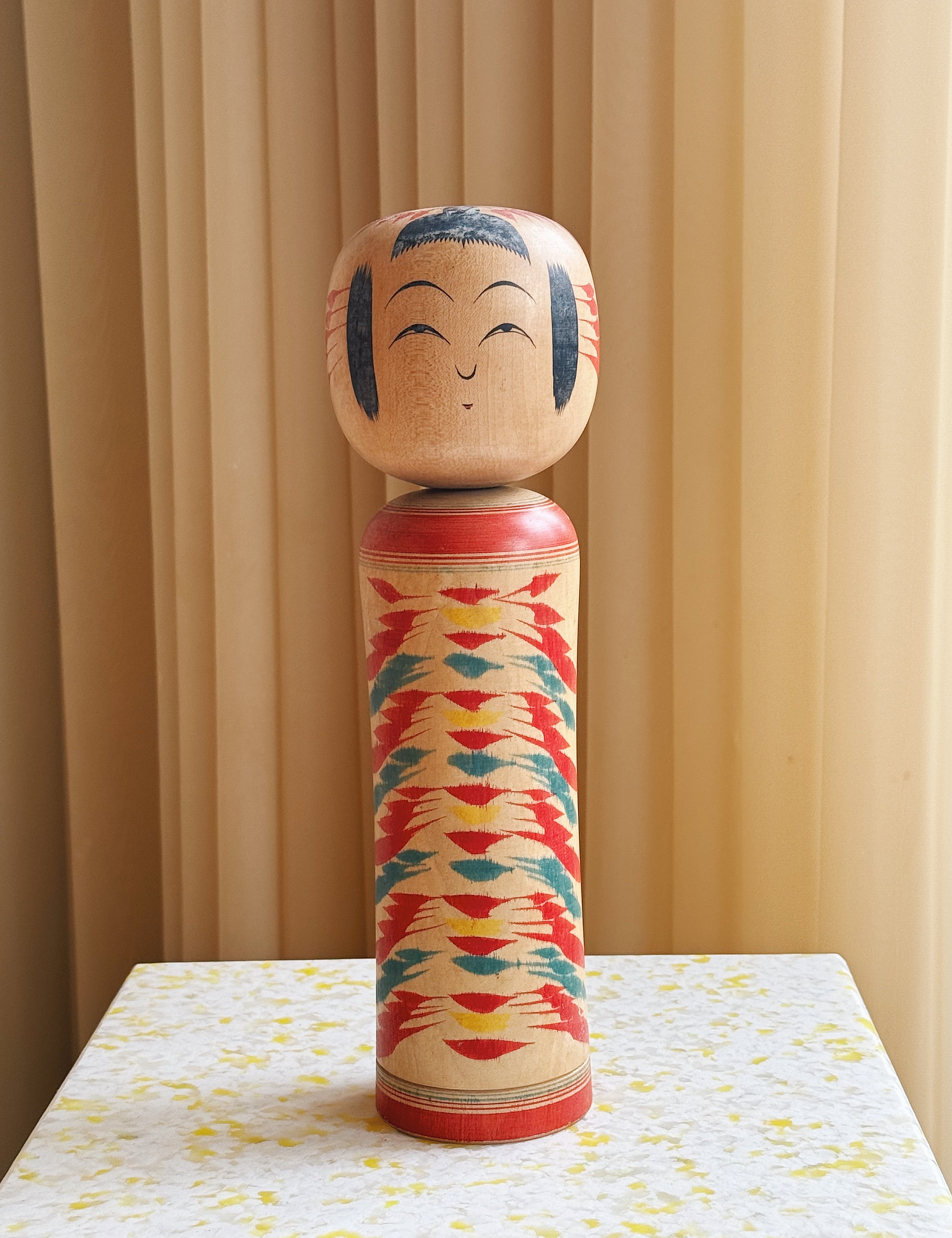 Vintage Kokeshi Dukke Nr. 218 fra Japan – Håndlavet | H30,5 cm Studio Hafnia