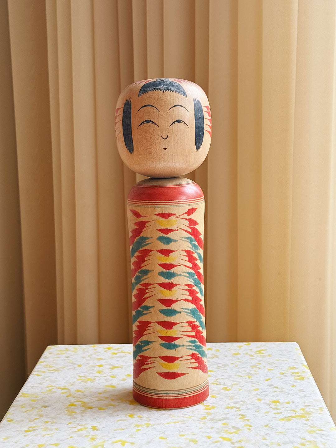 Vintage Kokeshi Dukke Nr. 218 fra Japan – Håndlavet | H30,5 cm Studio Hafnia