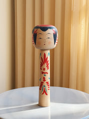 Vintage Kokeshi Dukke Nr. 222 fra Japan – Håndlavet | H 25,5 cm Studio Hafnia