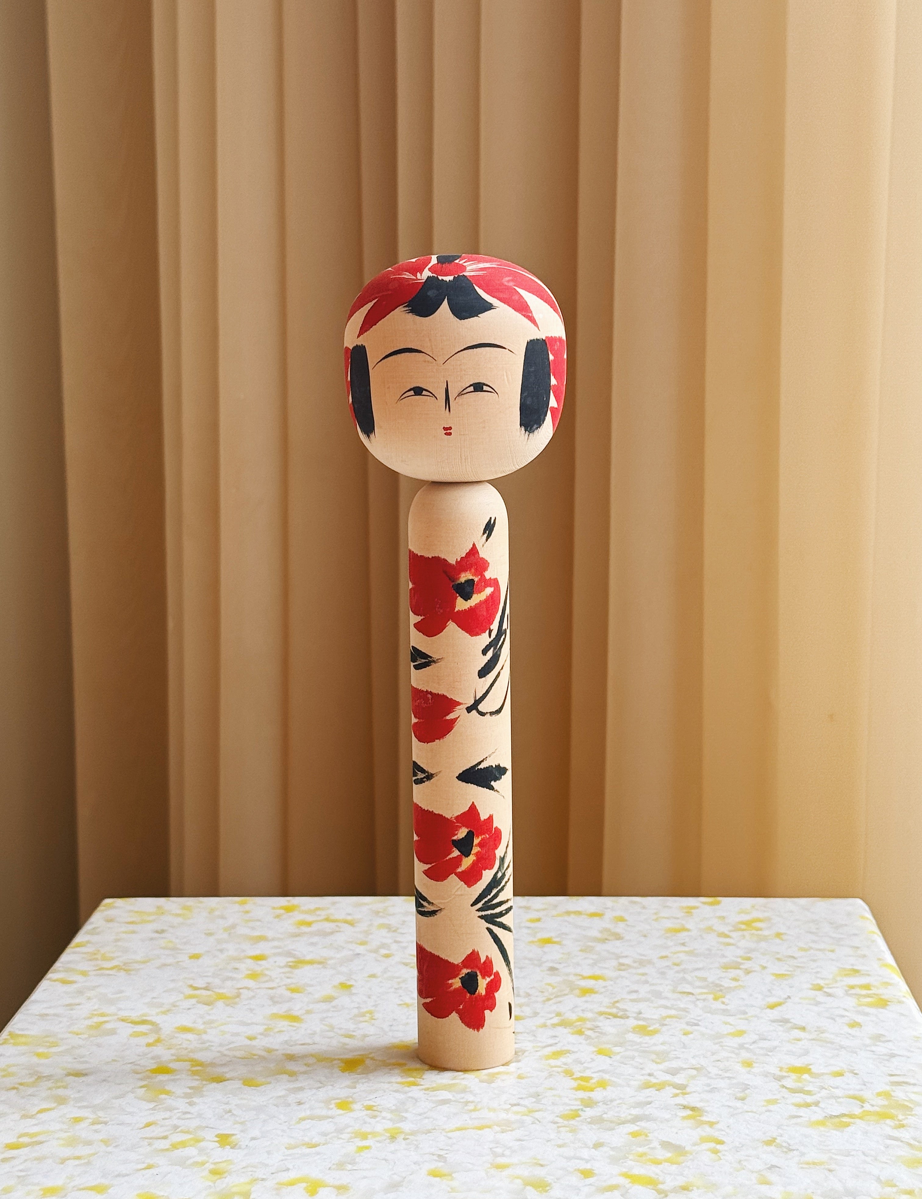 Vintage Kokeshi Dukke Nr. 208 fra Japan – Håndlavet | H24,5 cm Studio Hafnia