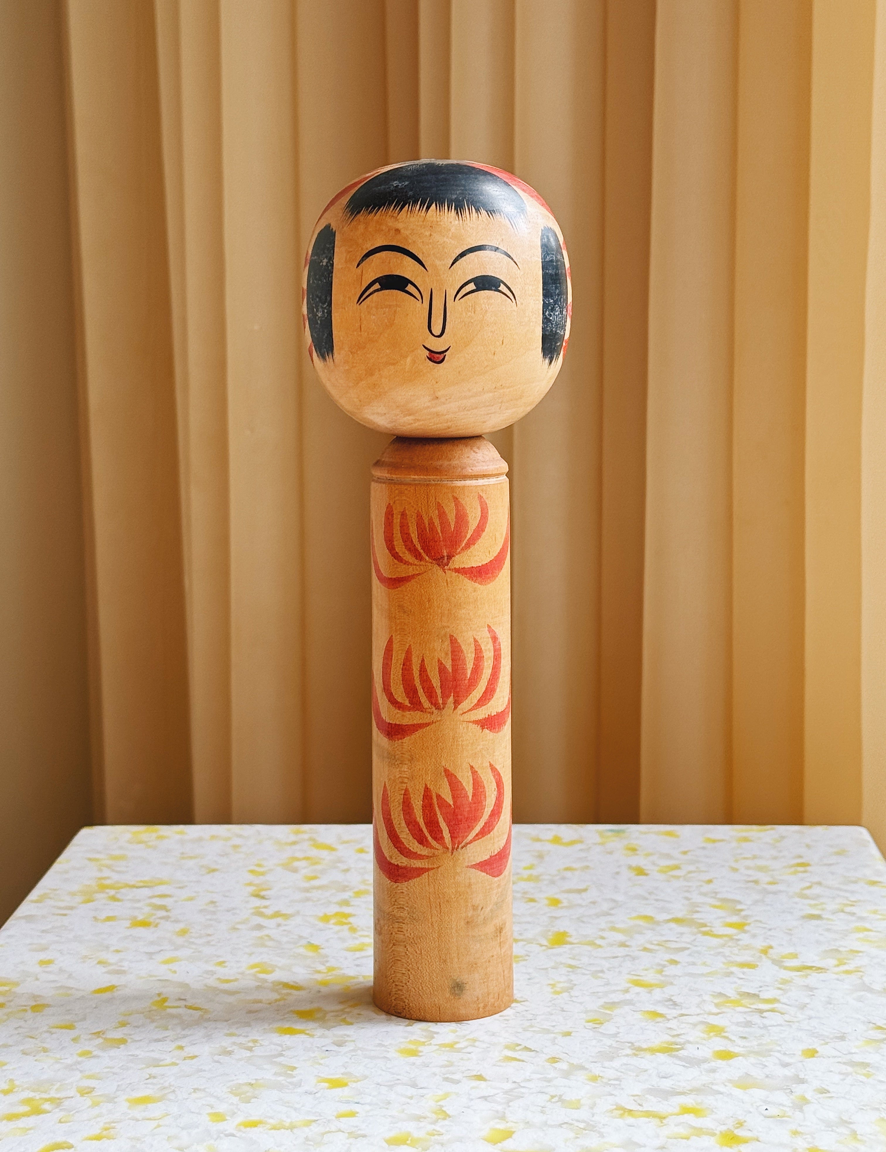 Vintage Kokeshi Dukke Nr. 188 fra Japan – Håndlavet | H24 cm Studio Hafnia