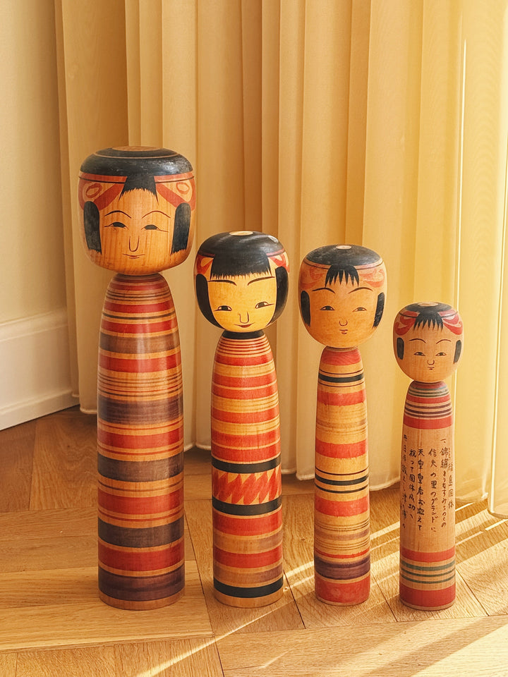 Vintage Kokeshi Dukke Nr. 206 fra Japan – Håndlavet | H25,5 cm Studio Hafnia