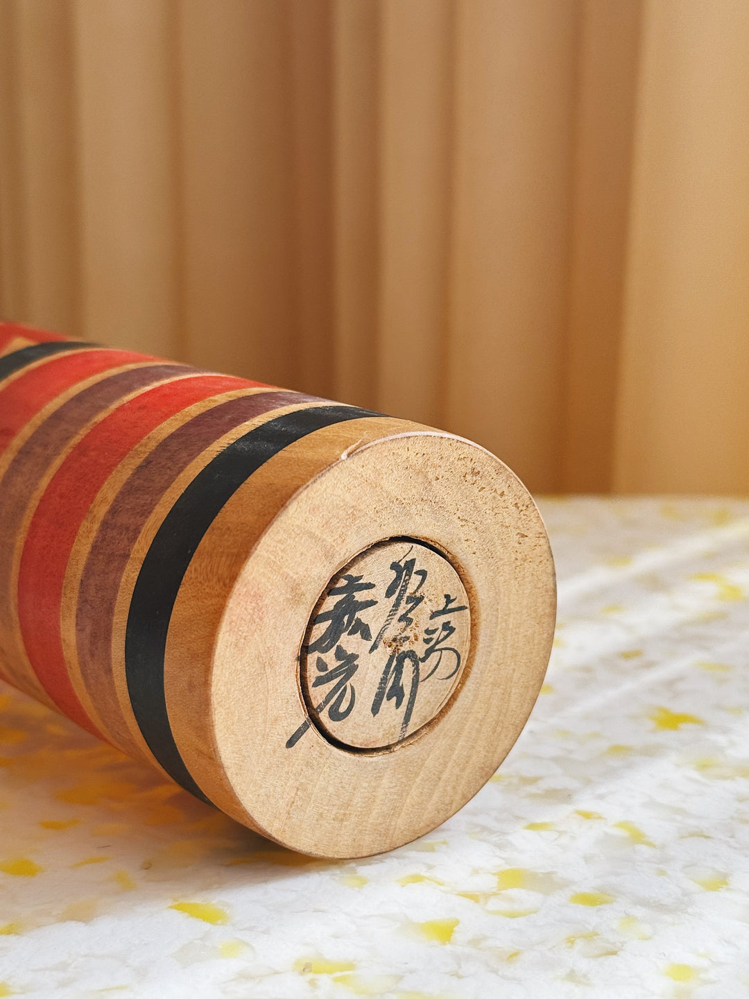 Vintage Kokeshi Dukke Nr. 204 fra Japan – Håndlavet | H31 cm Studio Hafnia