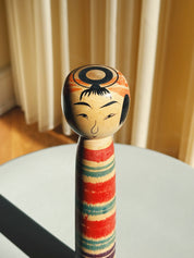 Vintage Kokeshi Dukke Nr. 232 fra Japan – Håndlavet | H 21 cm Studio Hafnia