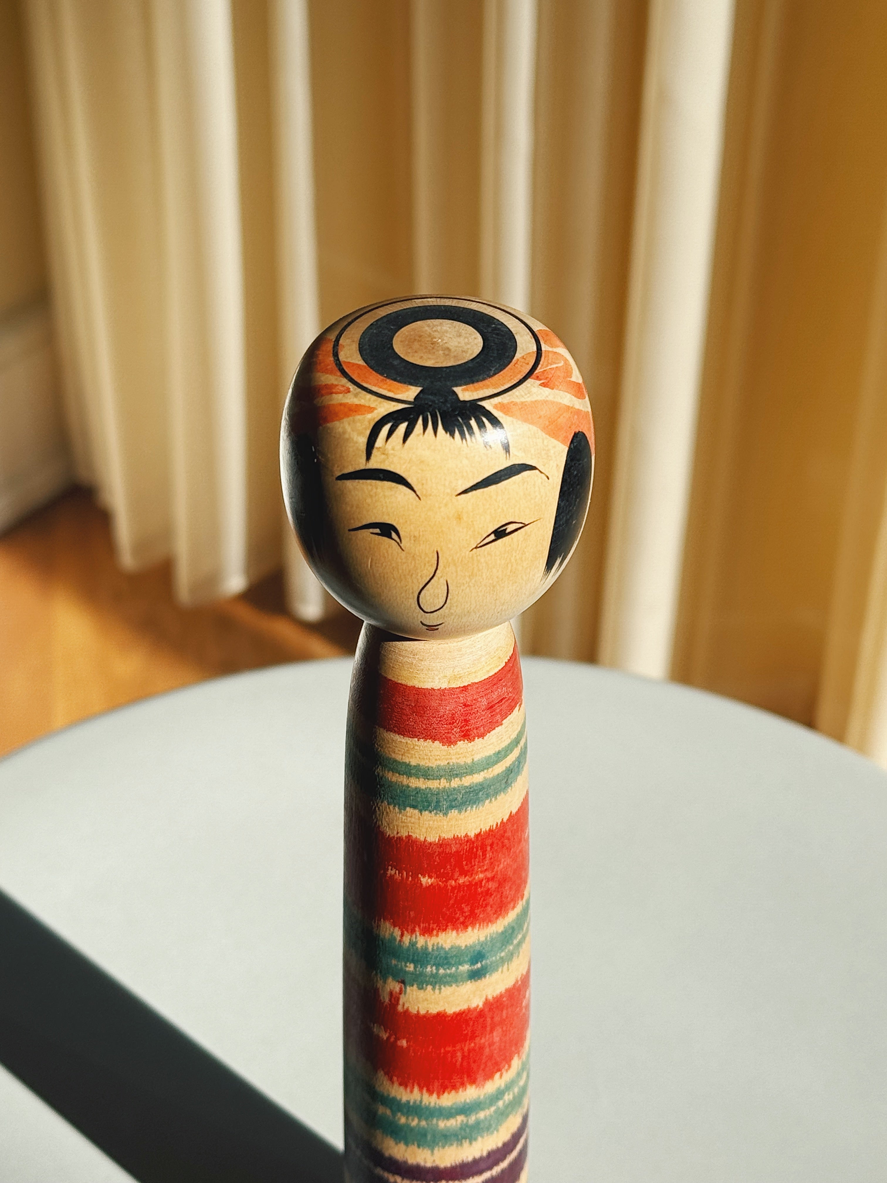 Vintage Kokeshi Dukke Nr. 232 fra Japan – Håndlavet | H 21 cm Studio Hafnia