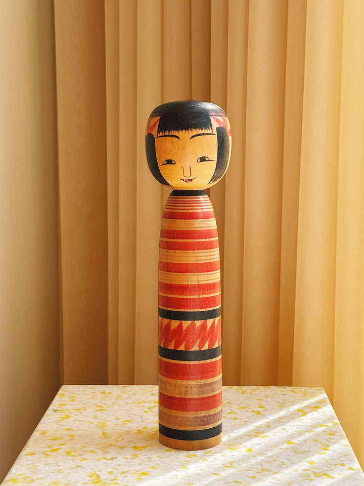Vintage Kokeshi Dukke Nr. 204 fra Japan – Håndlavet | H31 cm Studio Hafnia