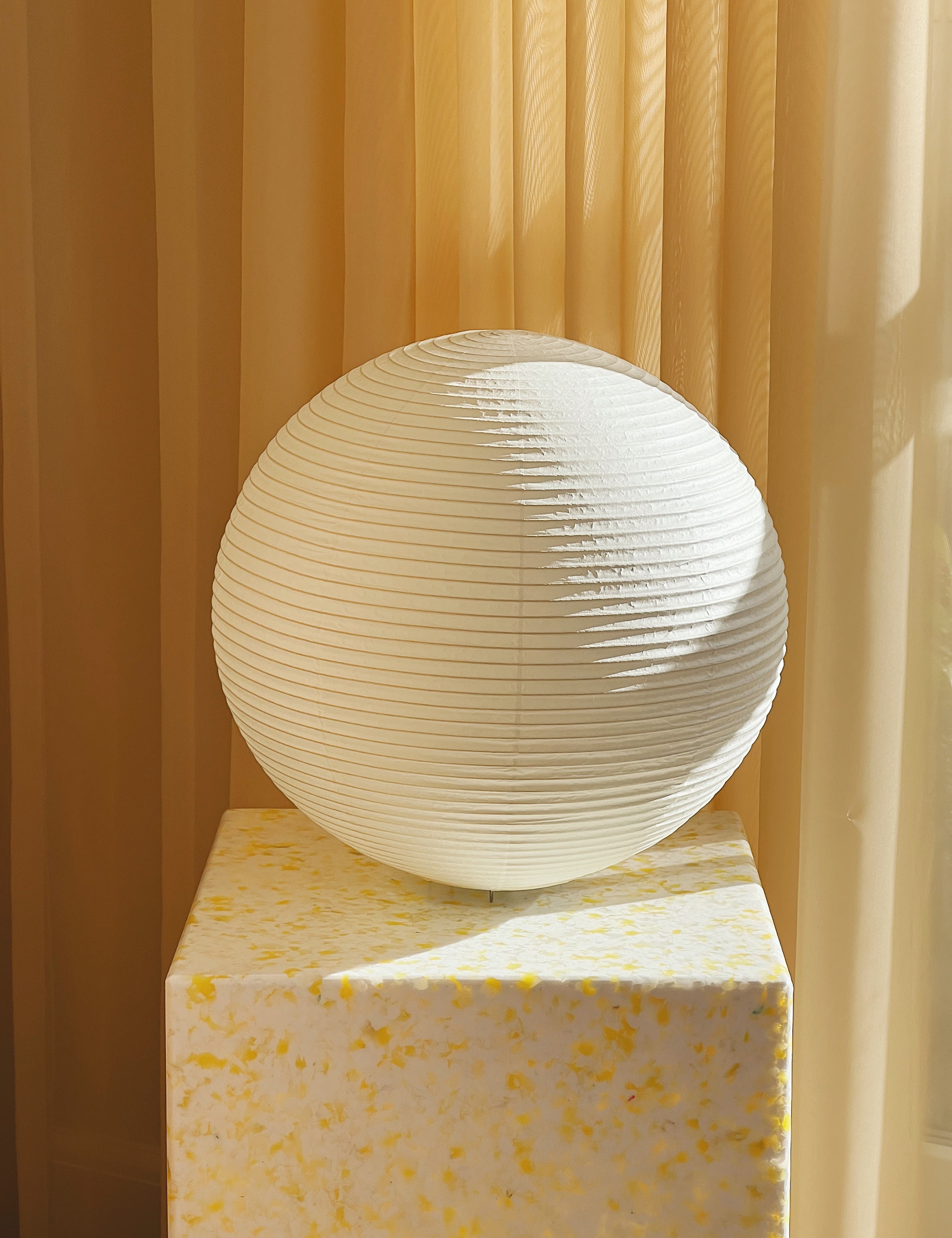 Shigeru Uchida Washi Lighting Paper Moon PM05 Bordlampe Studio Hafnia