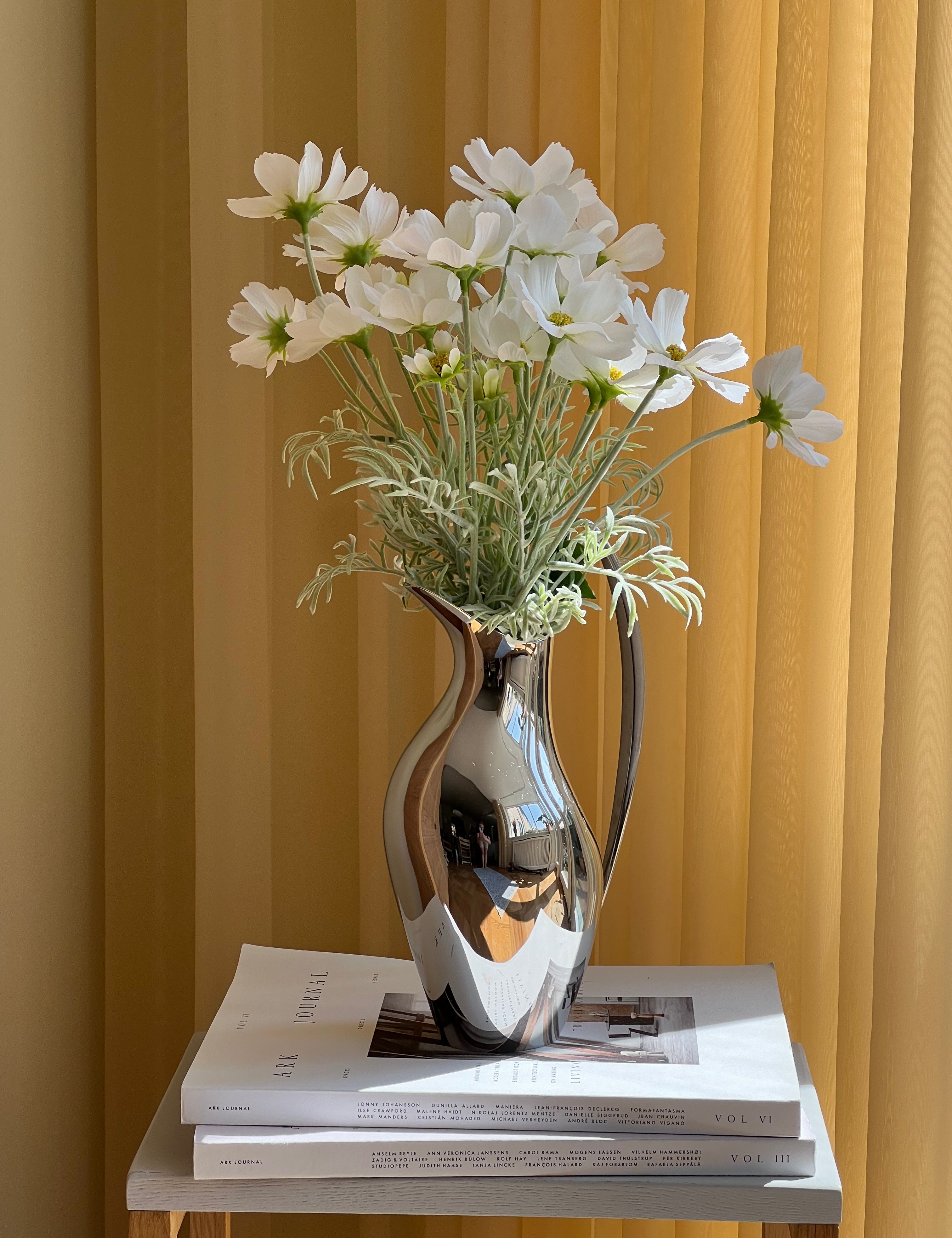 Cosmos Bouquet | White STUDIO HAFNIA