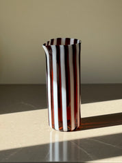 Håndblæst Murano Karaffel i glas i Gio Ponti Stil med Saltkaramel og Hvide Striber Murano