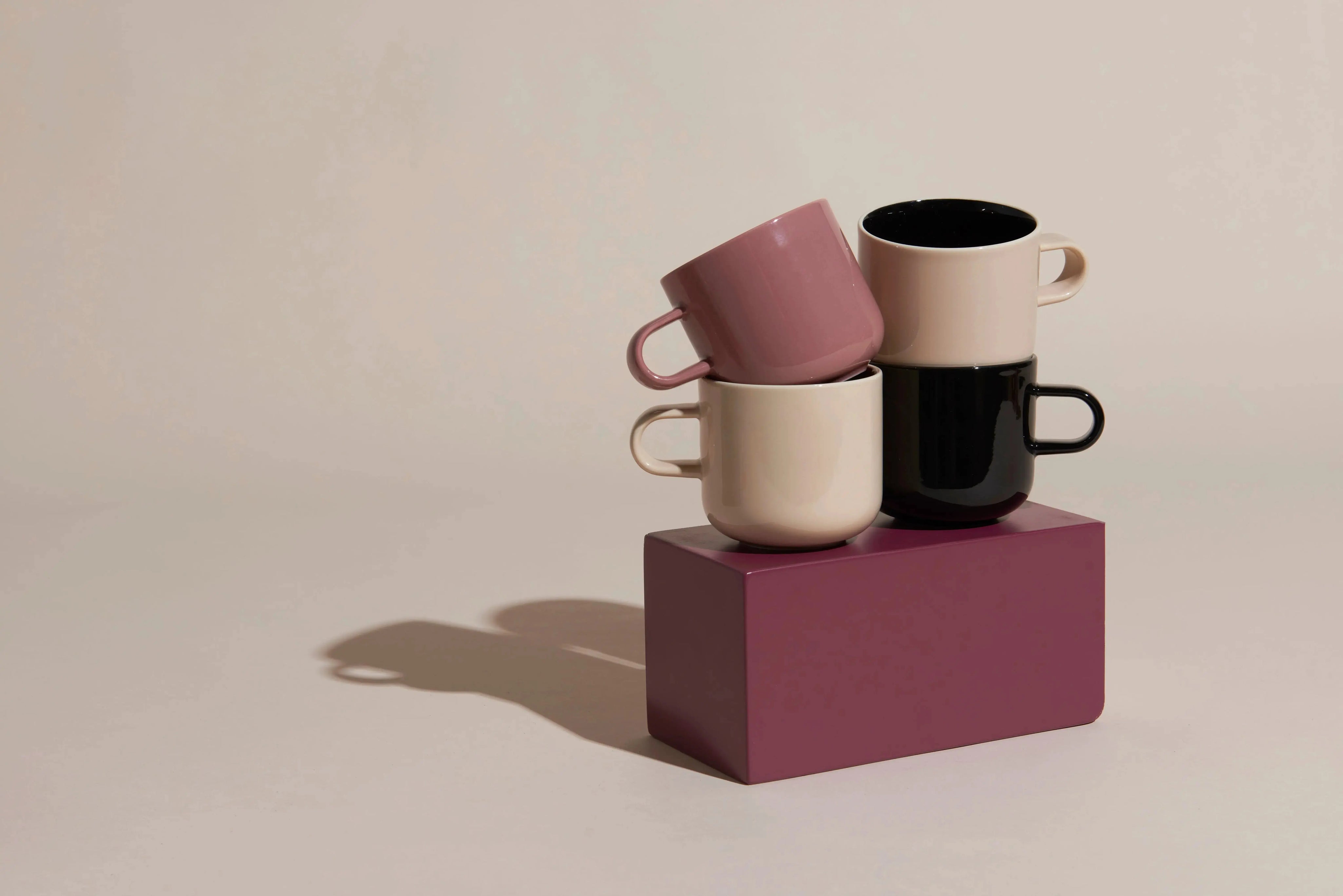 Acme x Karen Walker Bobby Krus | Lyserosa Cameo med en Lys Pink Macadamia, 300 ml Acme