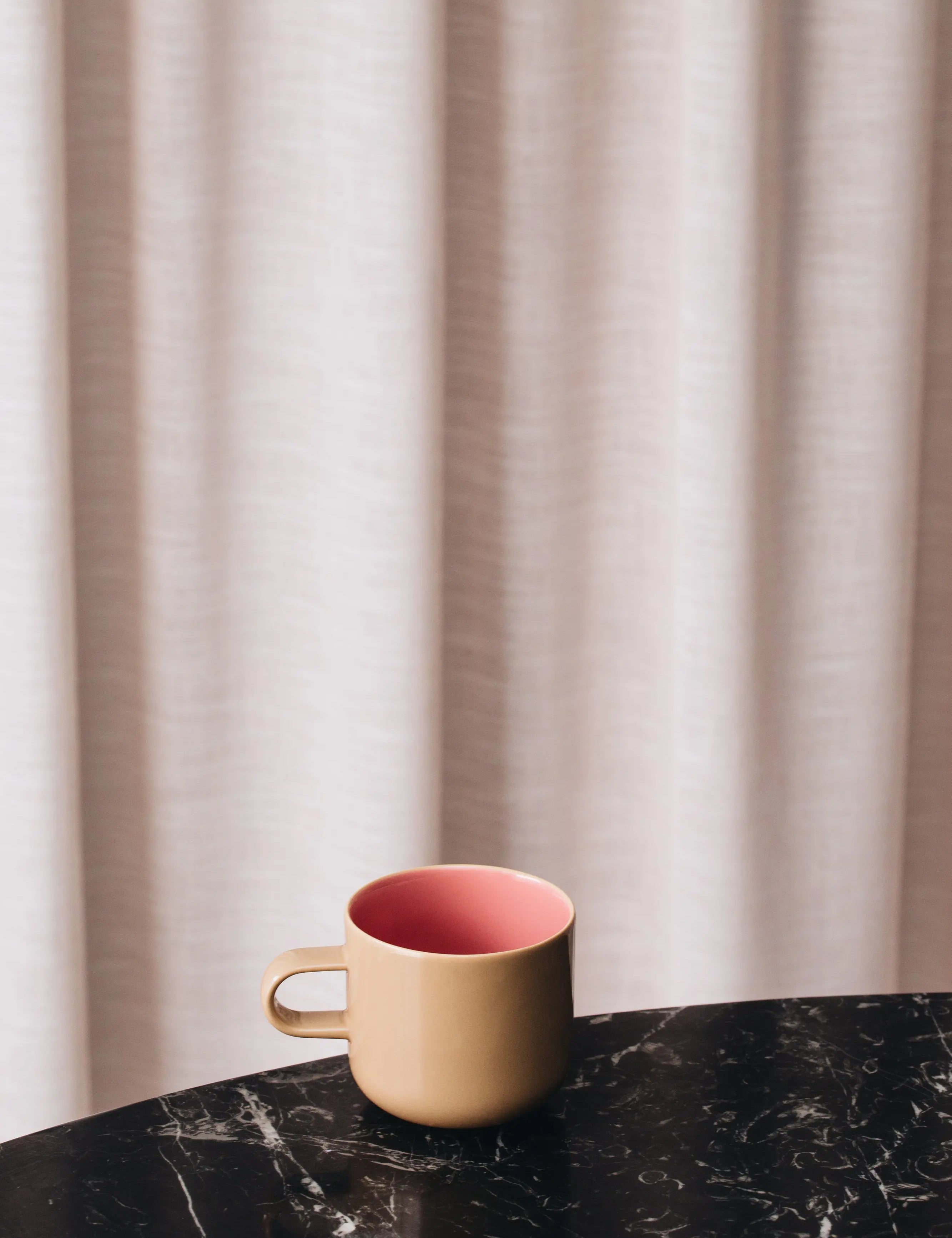 Acme x Karen Walker Bobby Krus | Nougat + Lys Pink Studio Hafnia