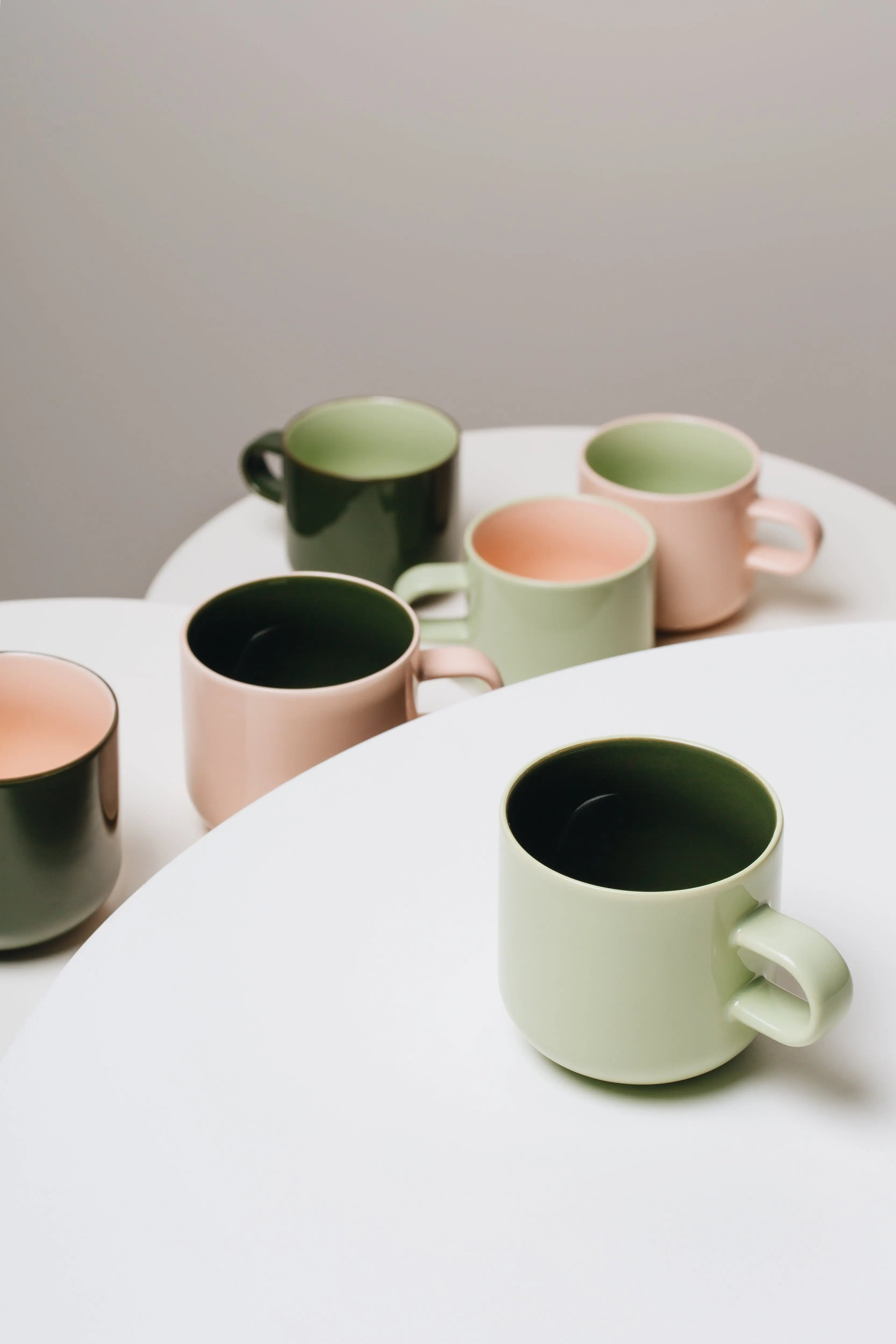 Acme x Karen Walker Bobby Krus | Peach + Mosgrøn, 300 ml Studio Hafnia