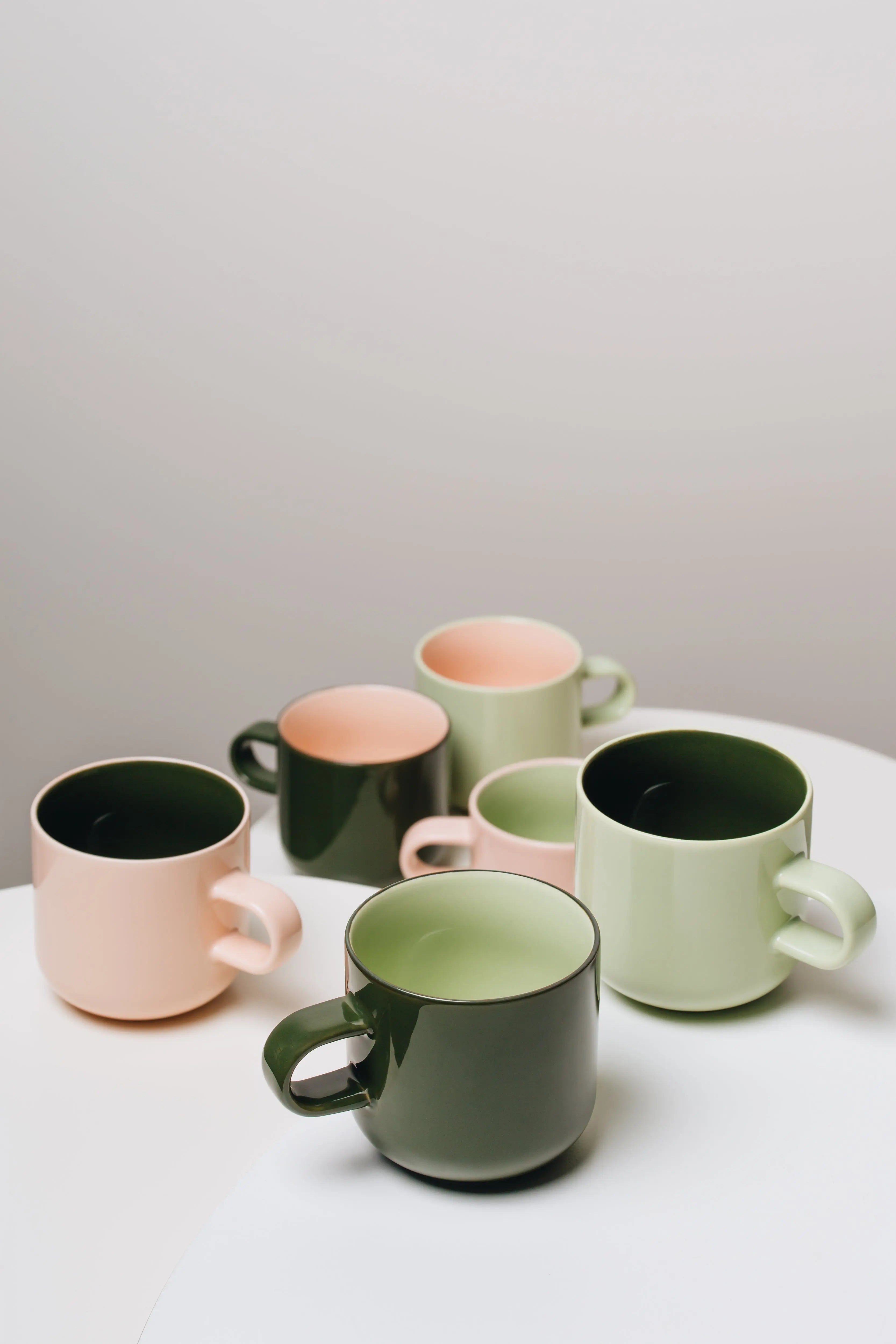 Acme x Karen Walker Bobby Krus | Peach + Mosgrøn, 300 ml Studio Hafnia