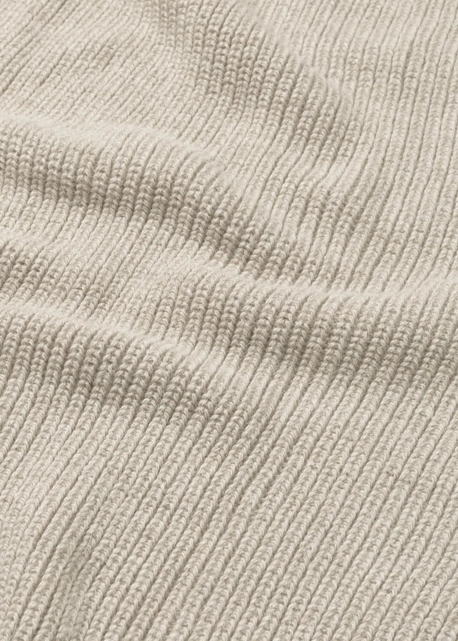 Aiayu - Tito Plaid (130x160 cm) - Wheat - Lama-uld Aiayu