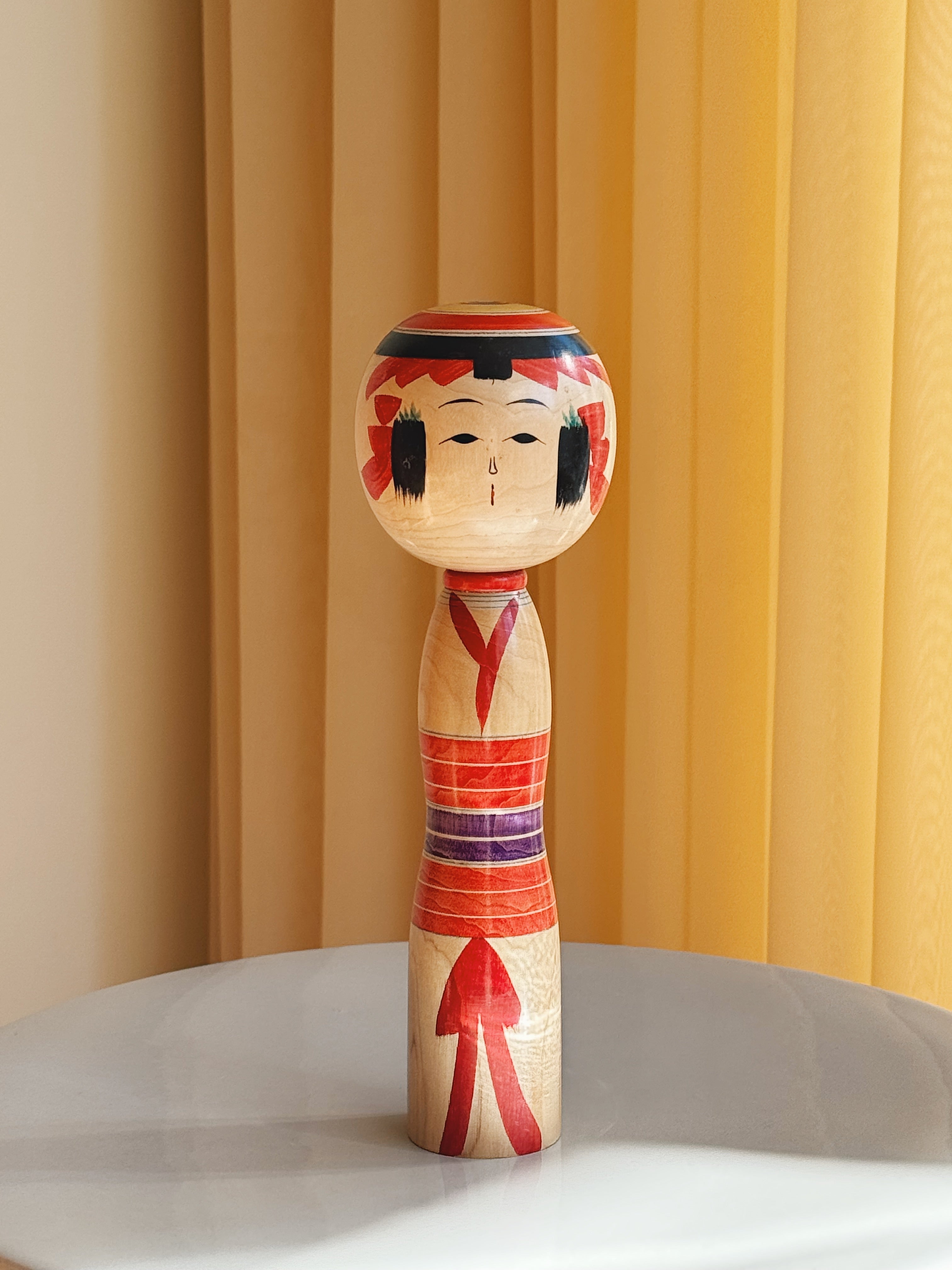 Vintage Kokeshi Dukke Nr. 227 fra Japan – Håndlavet | H 24,5 cm Studio Hafnia