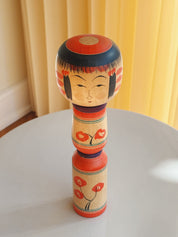 Vintage Kokeshi Dukke Nr. 226 fra Japan – Håndlavet | H 24,5 cm Studio Hafnia