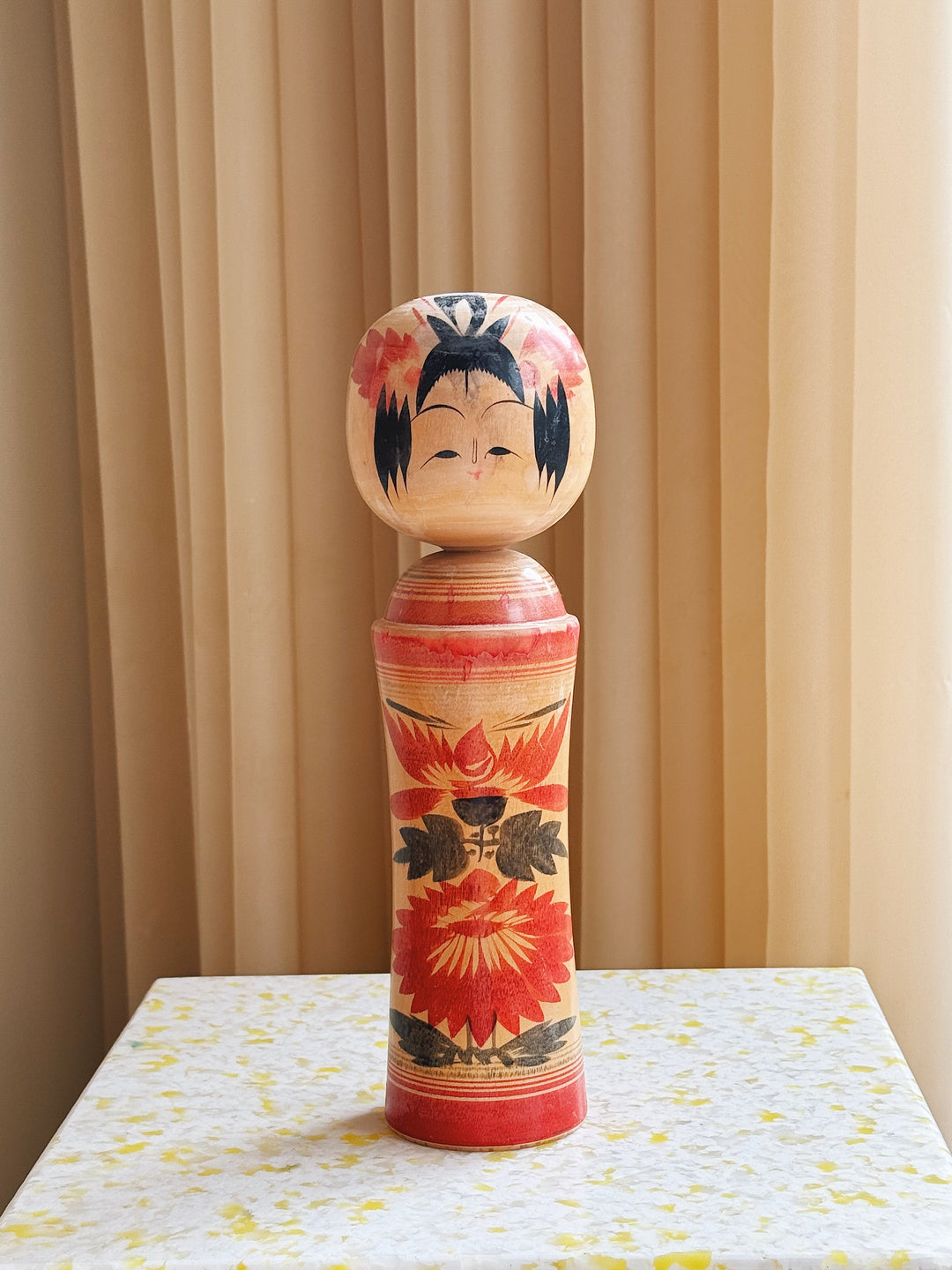 Vintage Kokeshi Dukke Nr. 173 fra Japan – Håndlavet | H28 cm Studio Hafnia