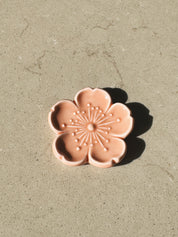 Spisepindholder i keramik | Lyserød blomsterform | Japan STUDIO HAFNIA