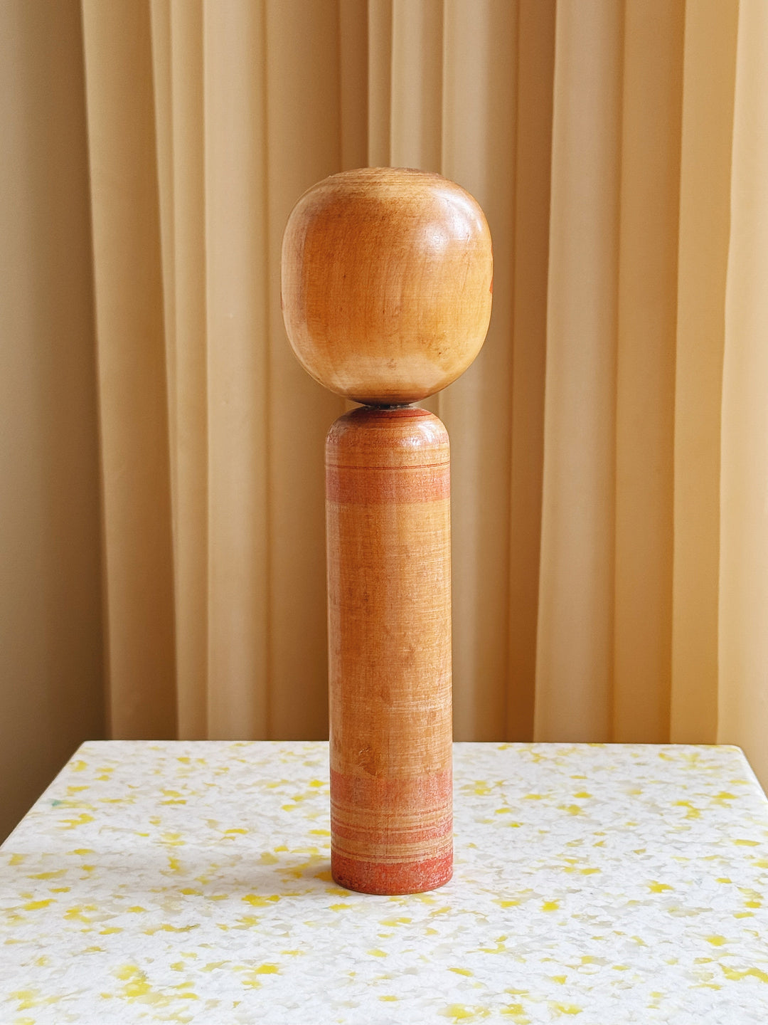 Vintage Kokeshi Dukke Nr. 194 fra Japan – Håndlavet | H25 cm Studio Hafnia