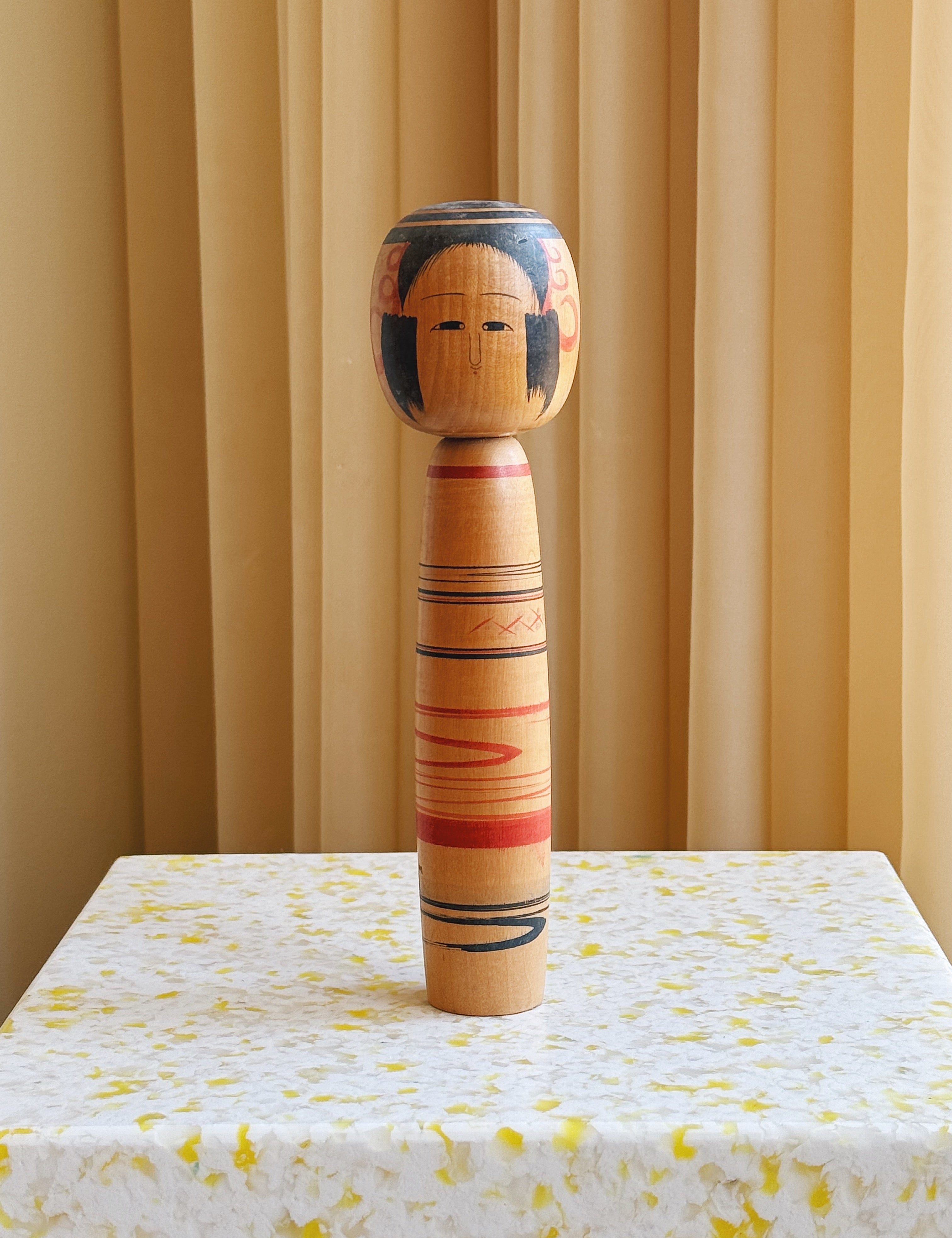 Vintage Kokeshi Dukke Nr. 184 fra Japan – Håndlavet | H24,5 cm Studio Hafnia