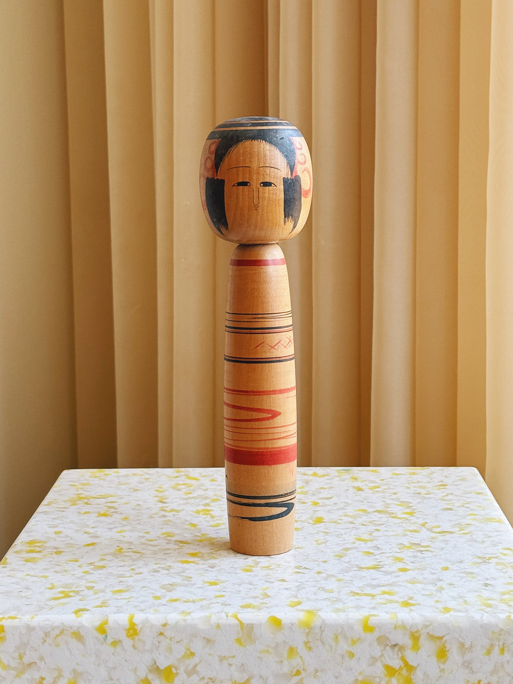Vintage Kokeshi Dukke Nr. 184 fra Japan – Håndlavet | H24,5 cm Studio Hafnia
