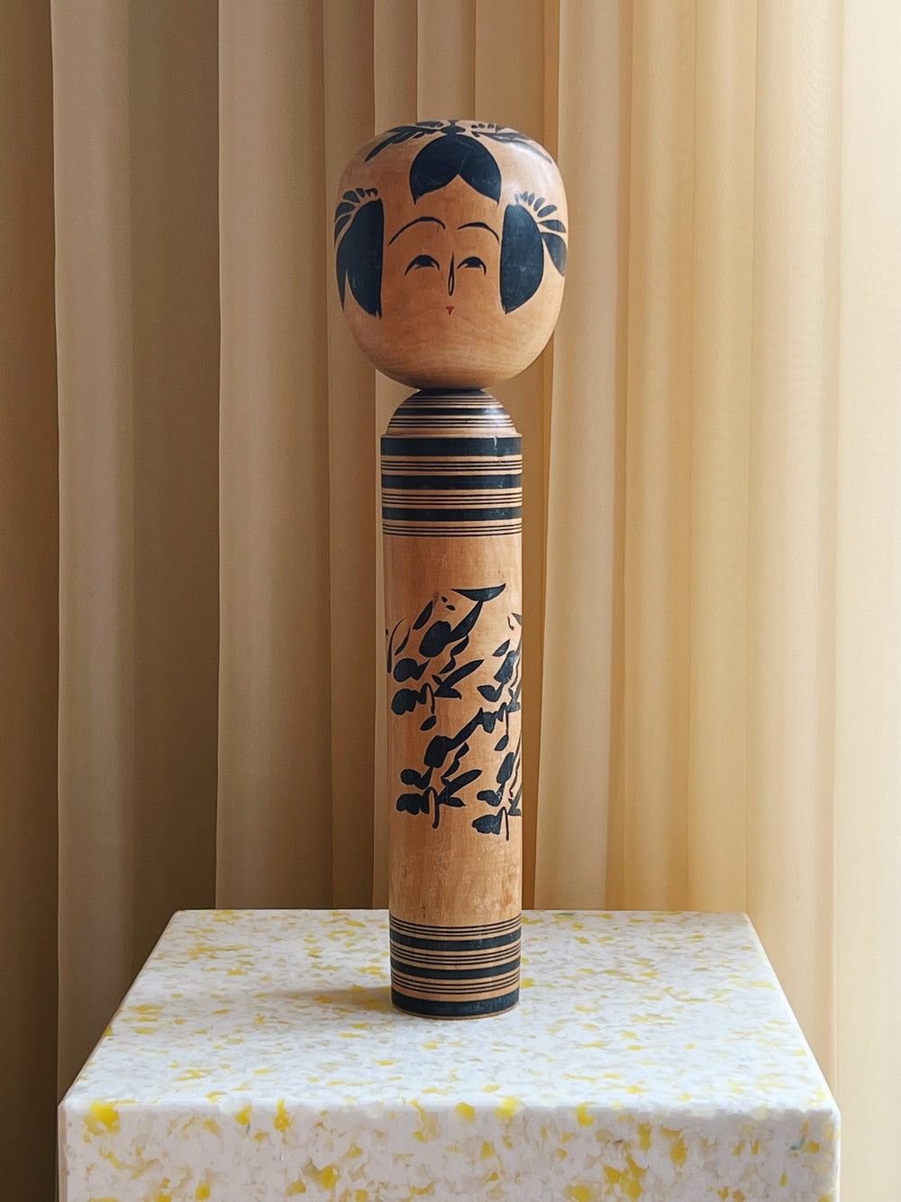 Vintage Kokeshi Dukke No. 140 fra Japan | H38.4 cm Studio Hafnia