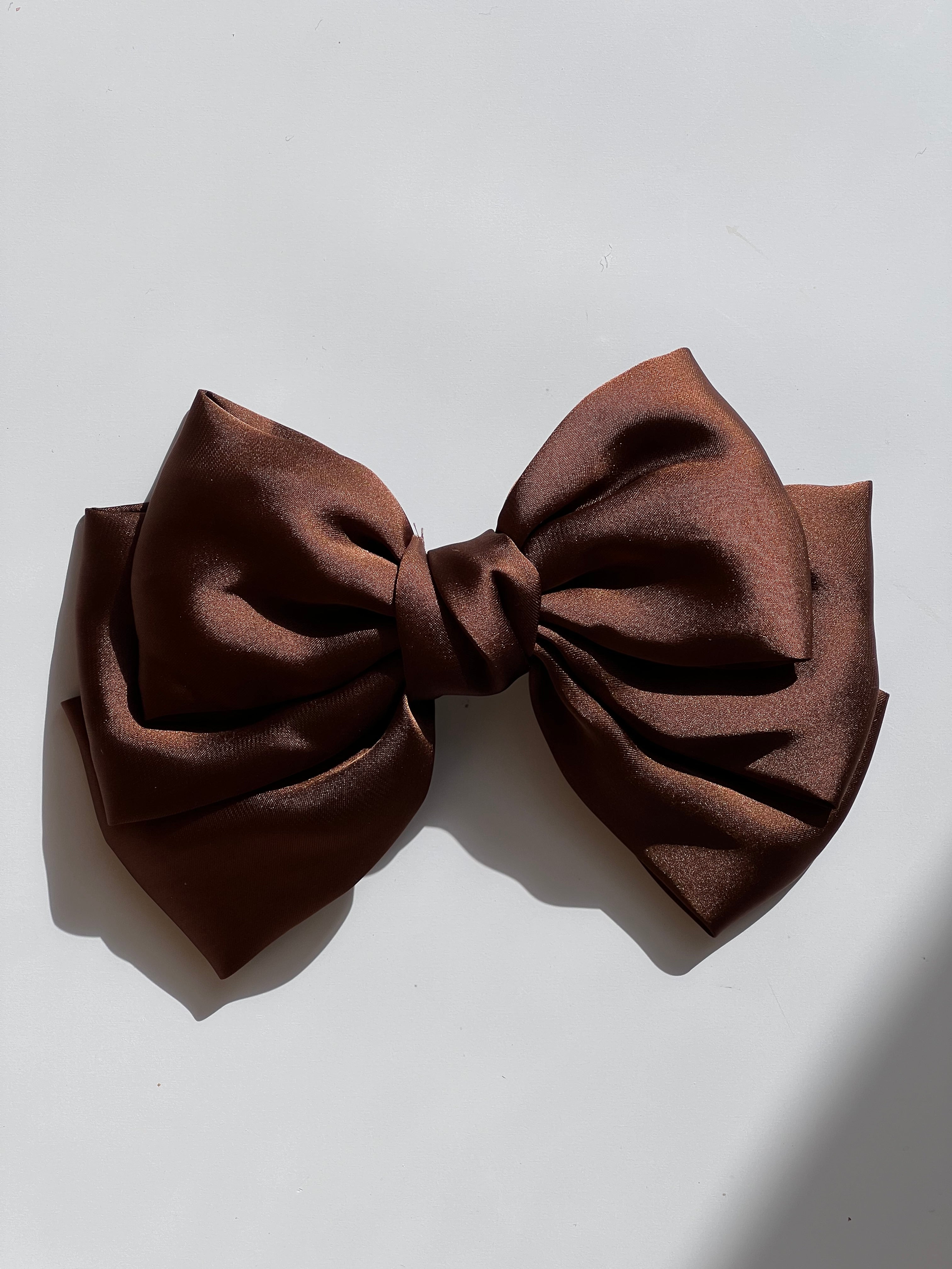 Sløjfe Hårklemme i Satin 16 cm | 4 forskellige farver STUDIO HAFNIA