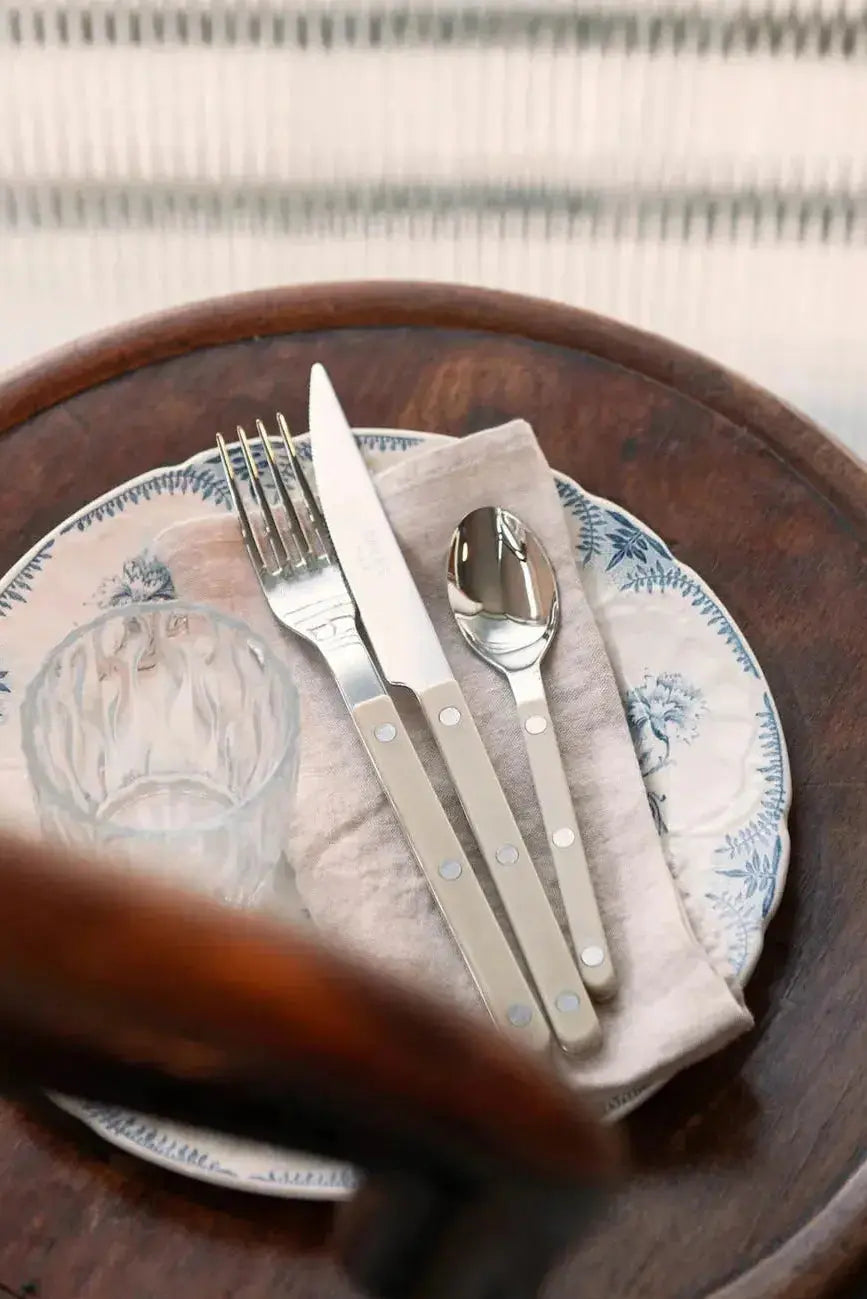 Bistrot Solid Bestiksæt 4 dele | Light kaki Sabre Paris
