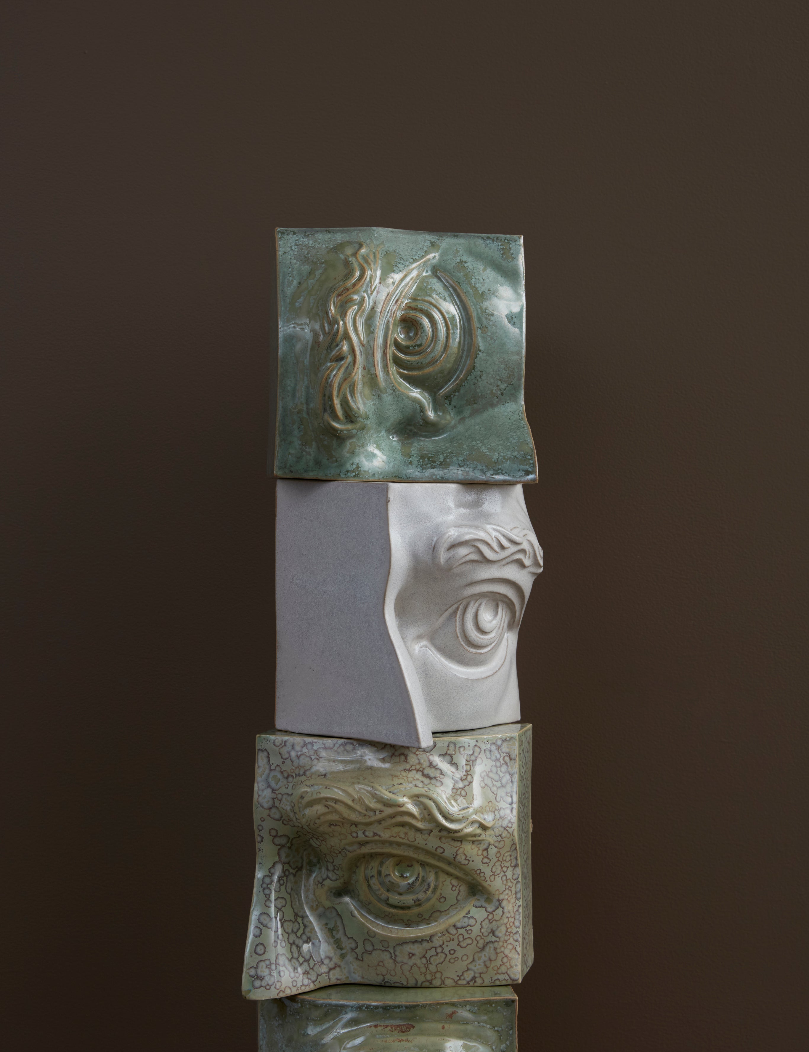 Laoru Laoru | Bookend Eye (Left): Venstre bogstøtte øje i CopperGreen lertøj Laoru Laoru