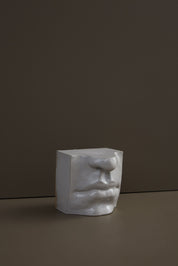 Laoru Laoru | Bookend Mouth – Firkantet bogstøtte i AntiqueWhite stentøj Laoru Laoru