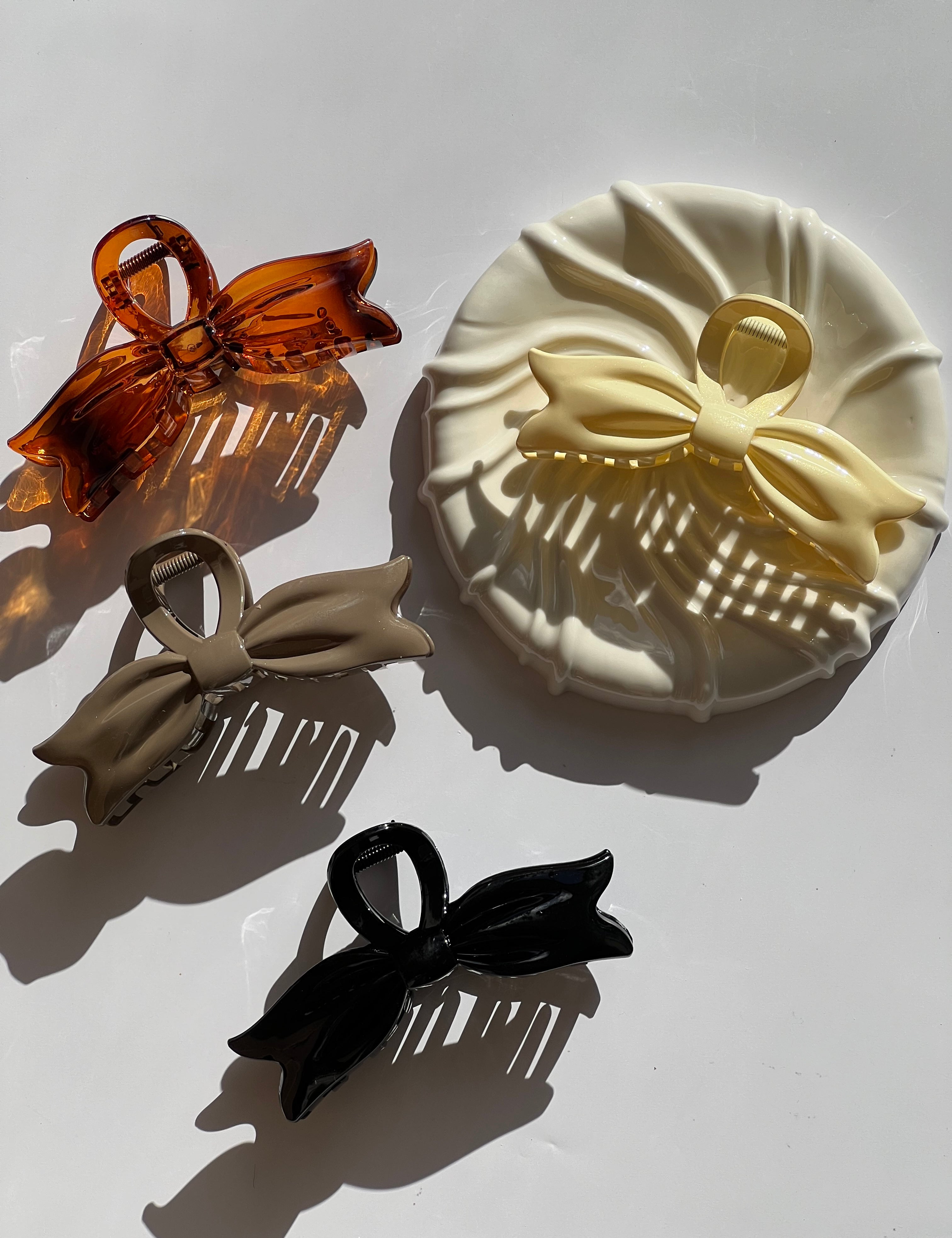 Sløjfe hårklemme 12 cm | 4 forskellige farver STUDIO HAFNIA