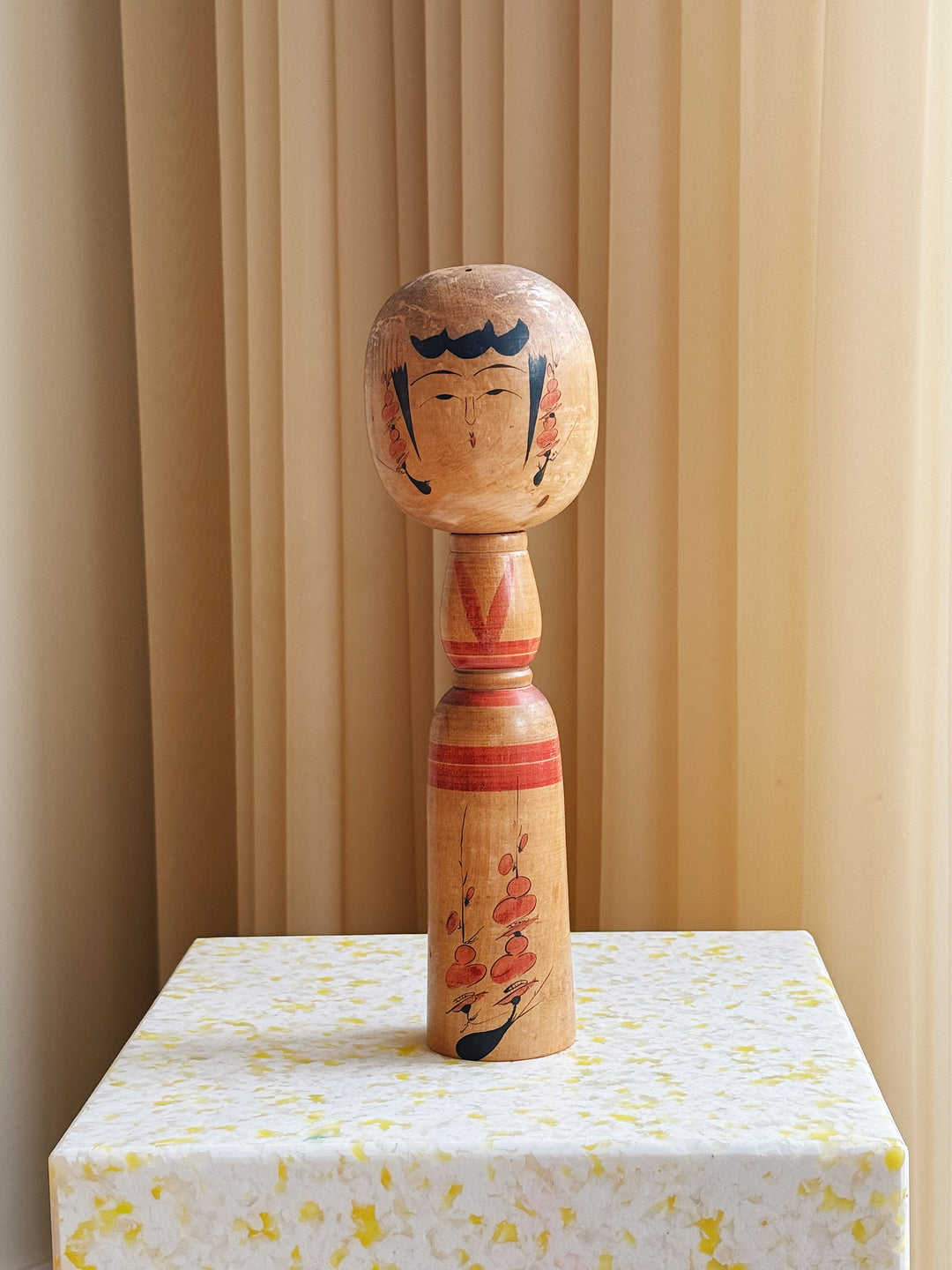 Vintage Kokeshi Dukke Nr. 214 fra Japan – Håndlavet | H31 cm Studio Hafnia
