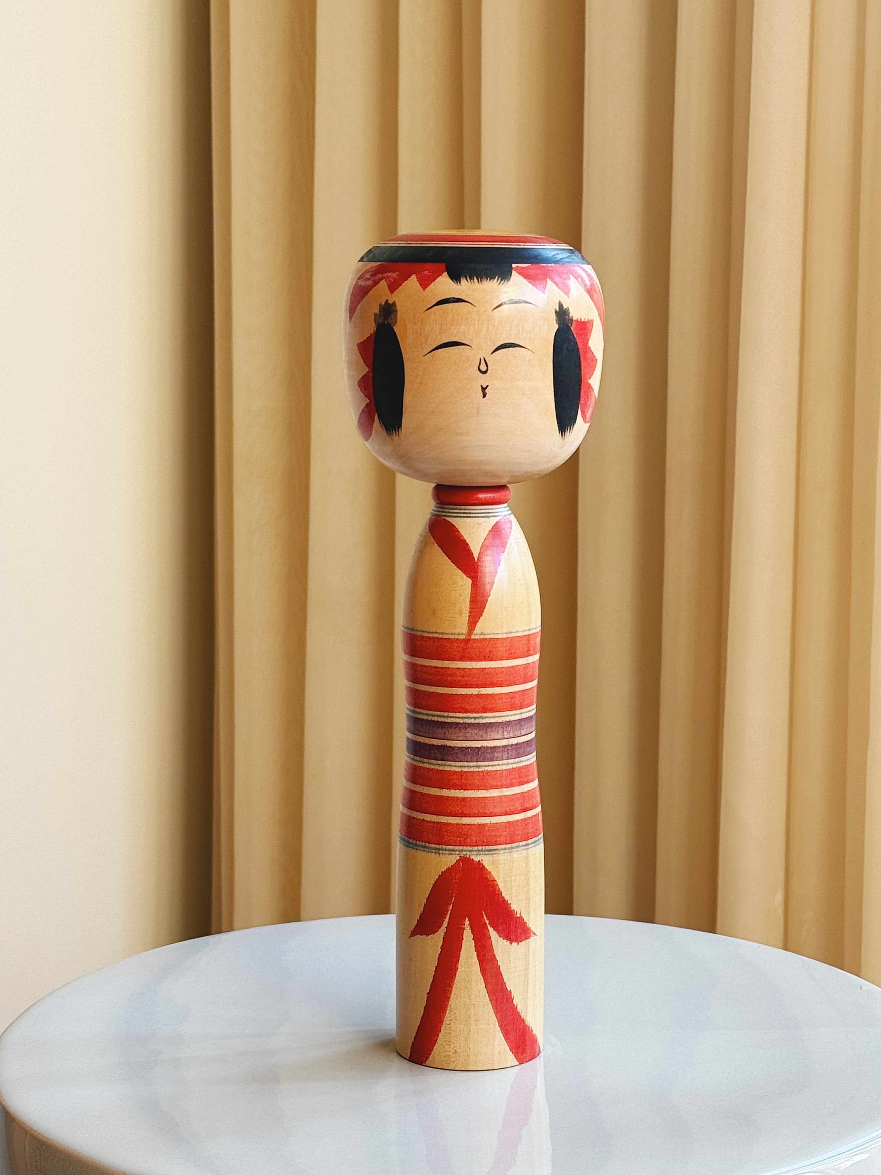 Vintage Kokeshi Dukke Nr. 224 fra Japan – Håndlavet | H 31 cm Studio Hafnia