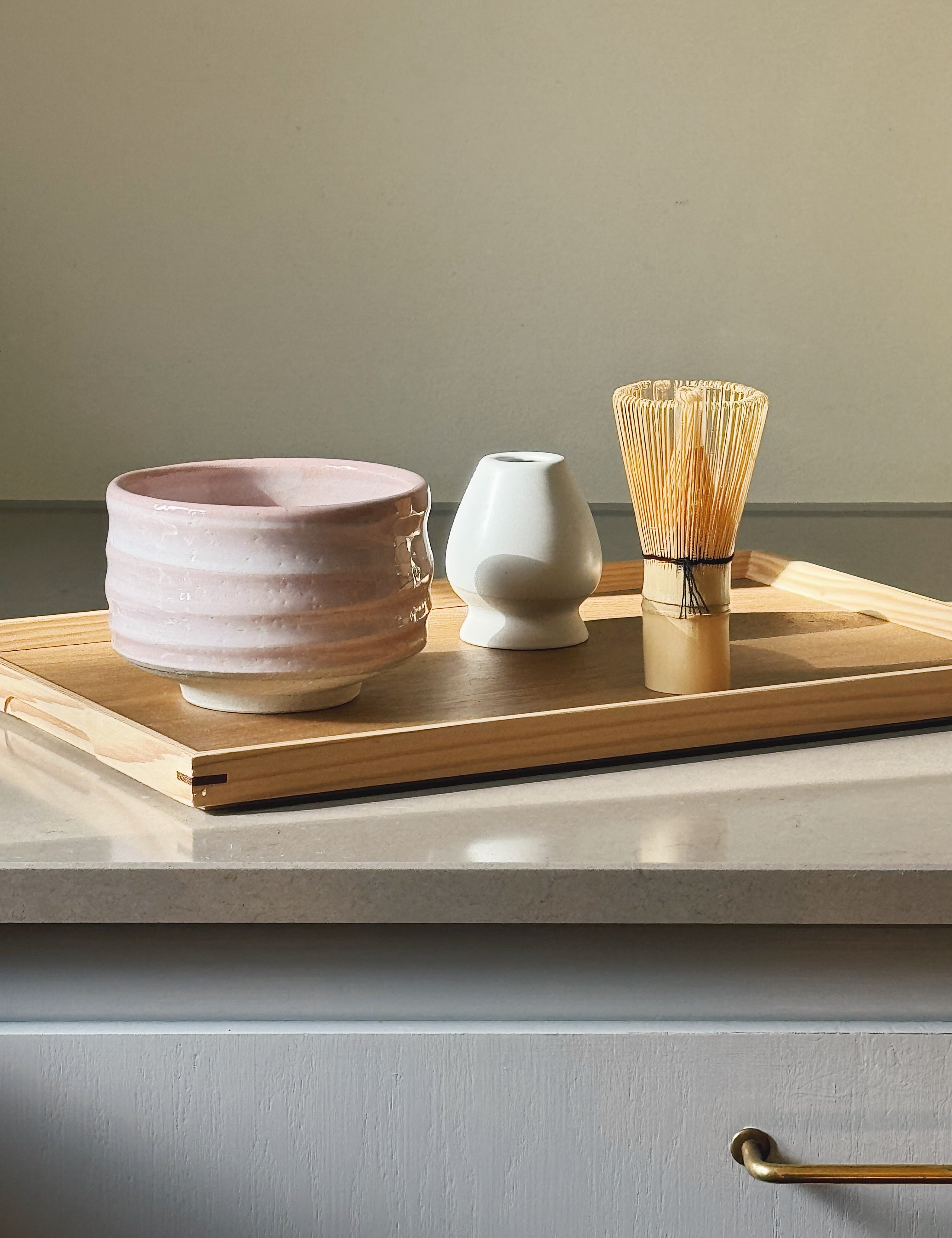 Matchaskål i Rosa Keramik | Mino Ware fra Japan – Ø 11 cm Studio Hafnia