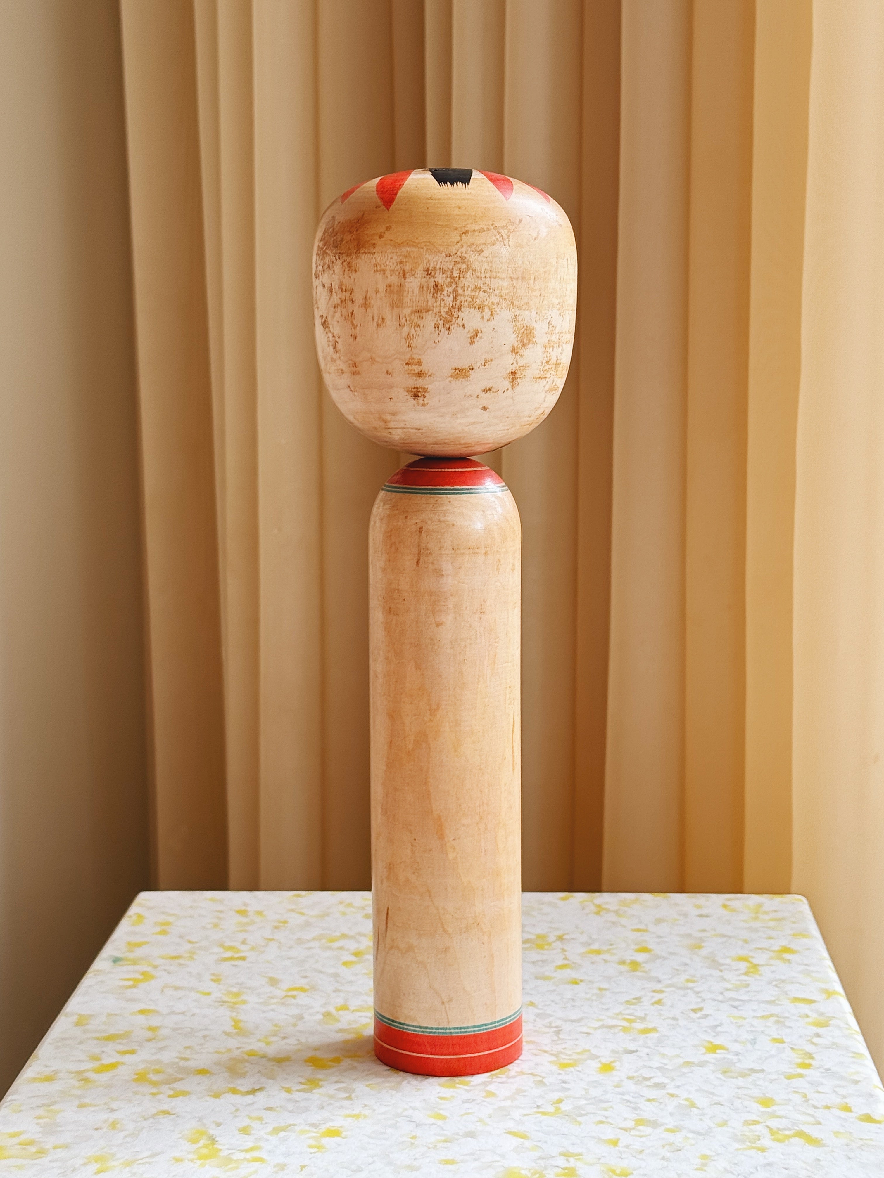 Vintage Kokeshi Dukke Nr. 192 fra Japan – Håndlavet | H31 cm Studio Hafnia